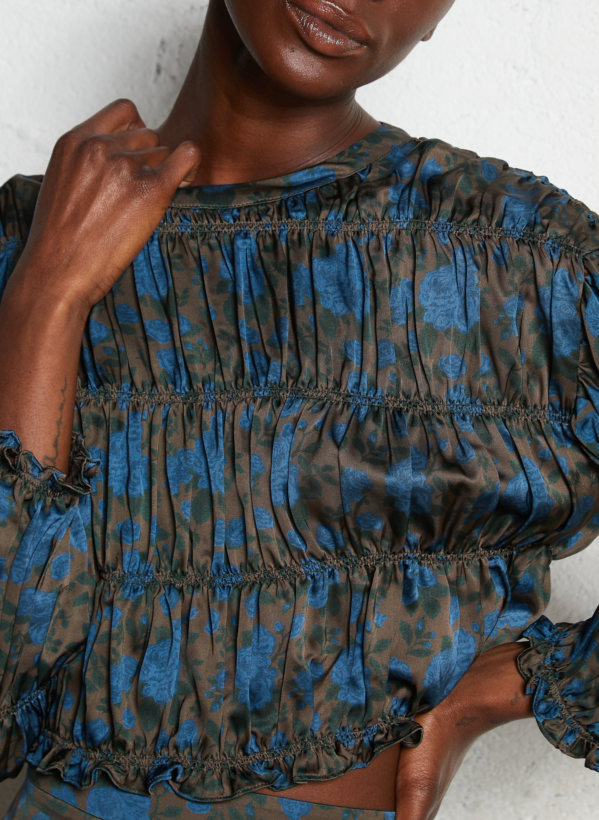 Kurzes, gerade geschnittenes Rundhals-Top THE TINY BIG SISTER Braun