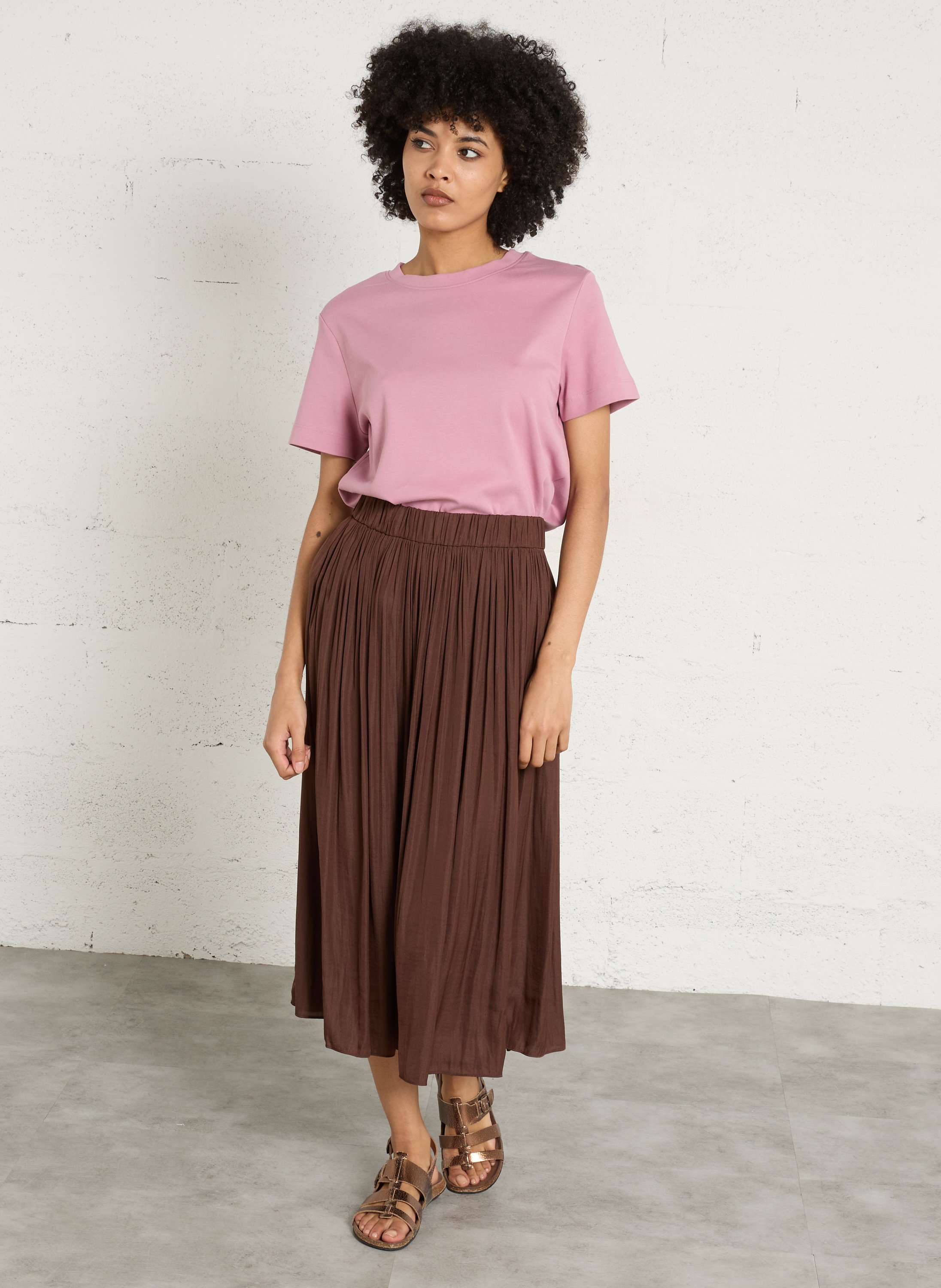 Platte, leren sandalen met meerdere riempjes BOSABO Bruin