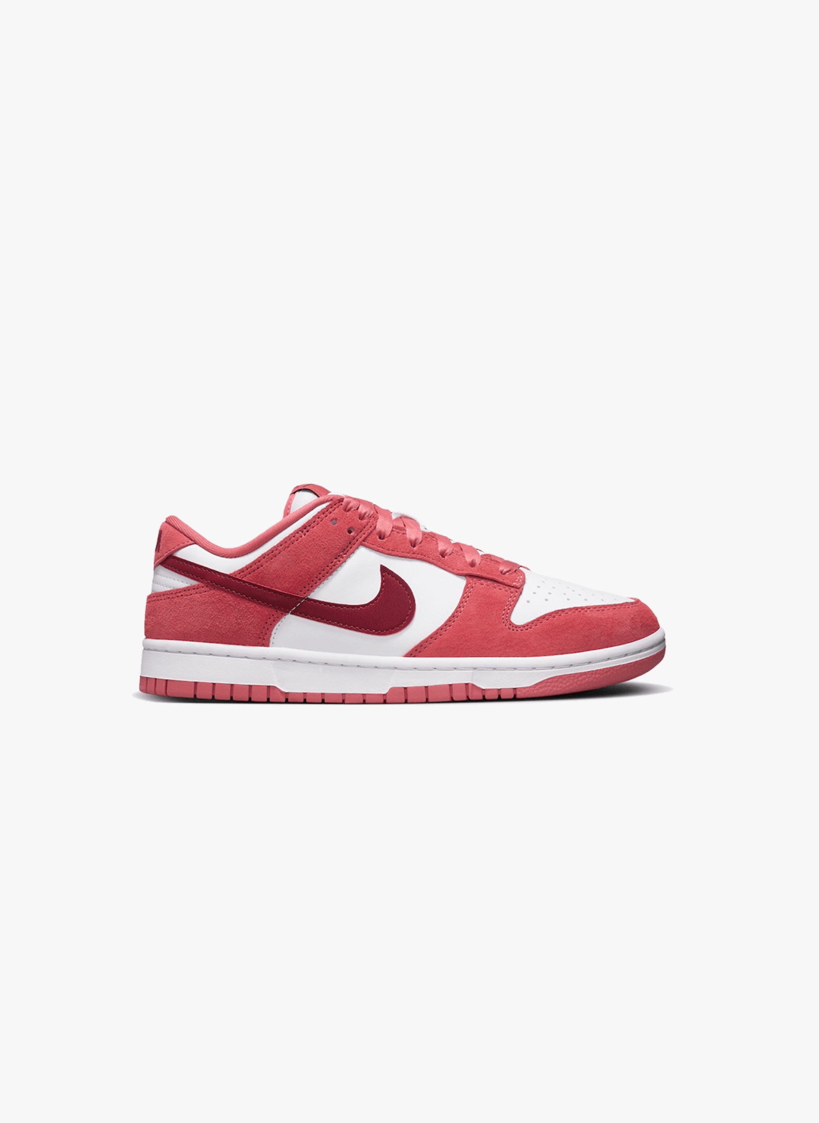 nike dunk low sb valentine's day
