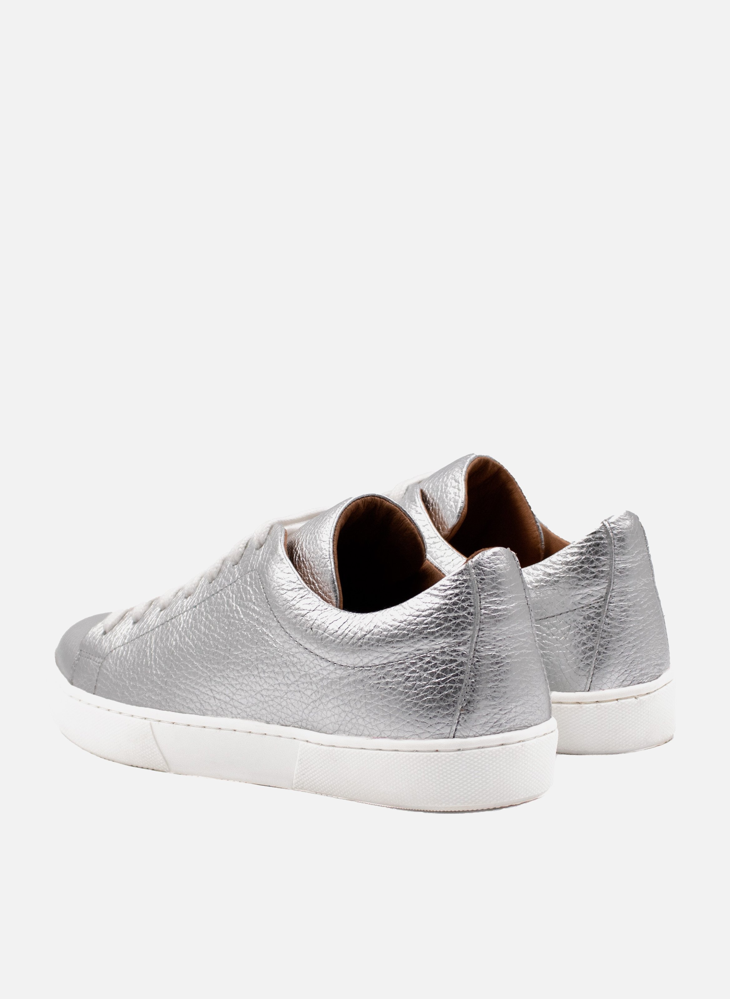 Lace-up metallic grained leather tennis shoes Silver