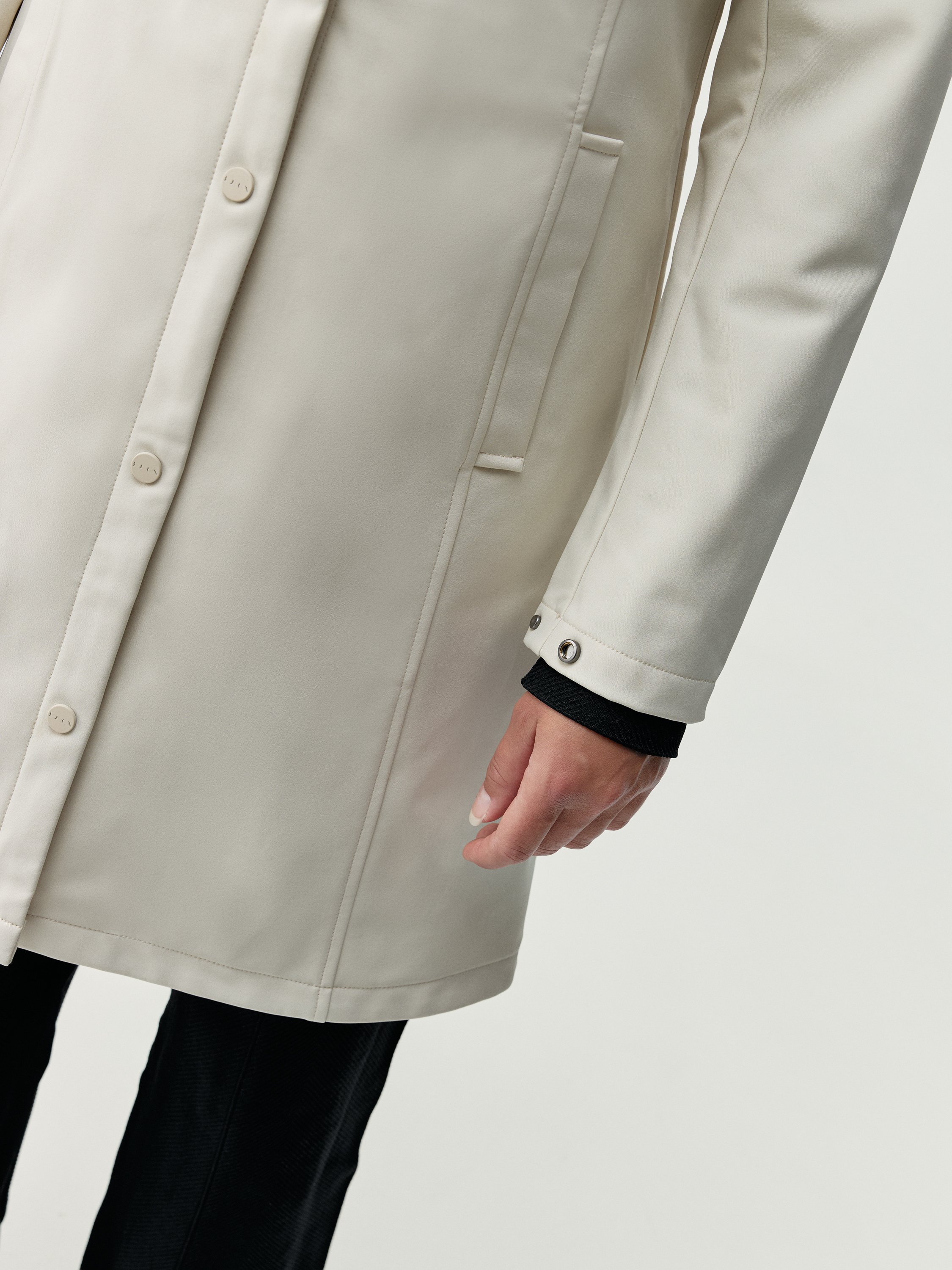 Windbreaker trench coat BORN LIVING YOGA White