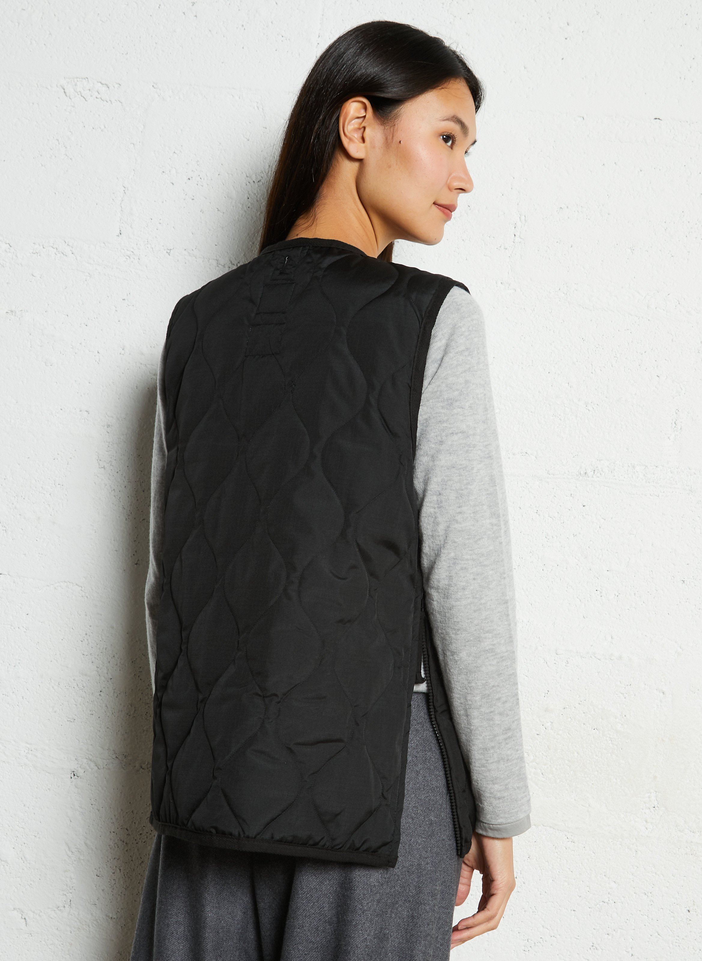 Veste sans manches col V matelassée  TAION Noir