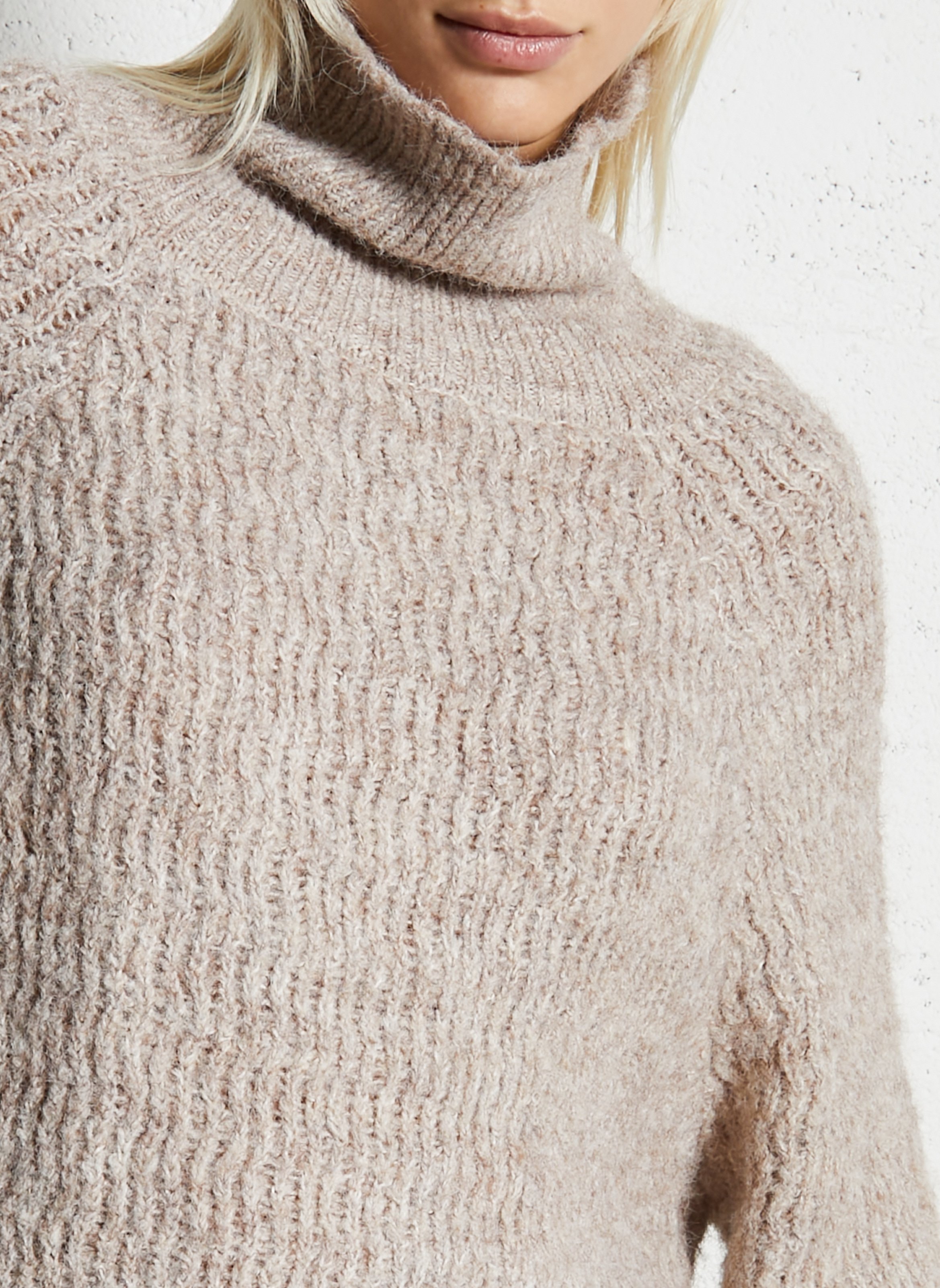 Oversized turtleneck sweater SEE U SOON Beige