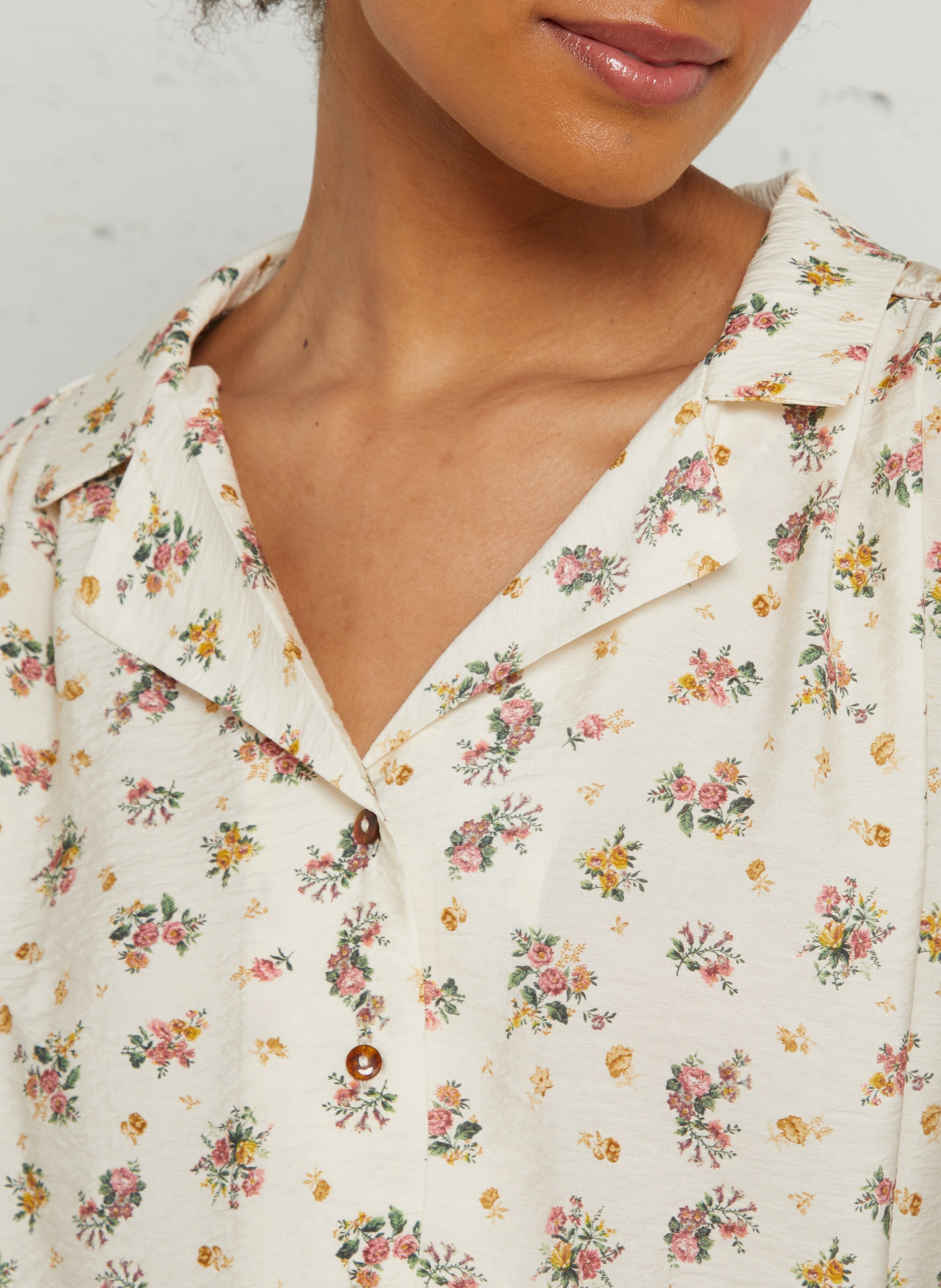 Bedrucktes Hemd mit umgeklapptem Kragen EMILE ET IDA Beige