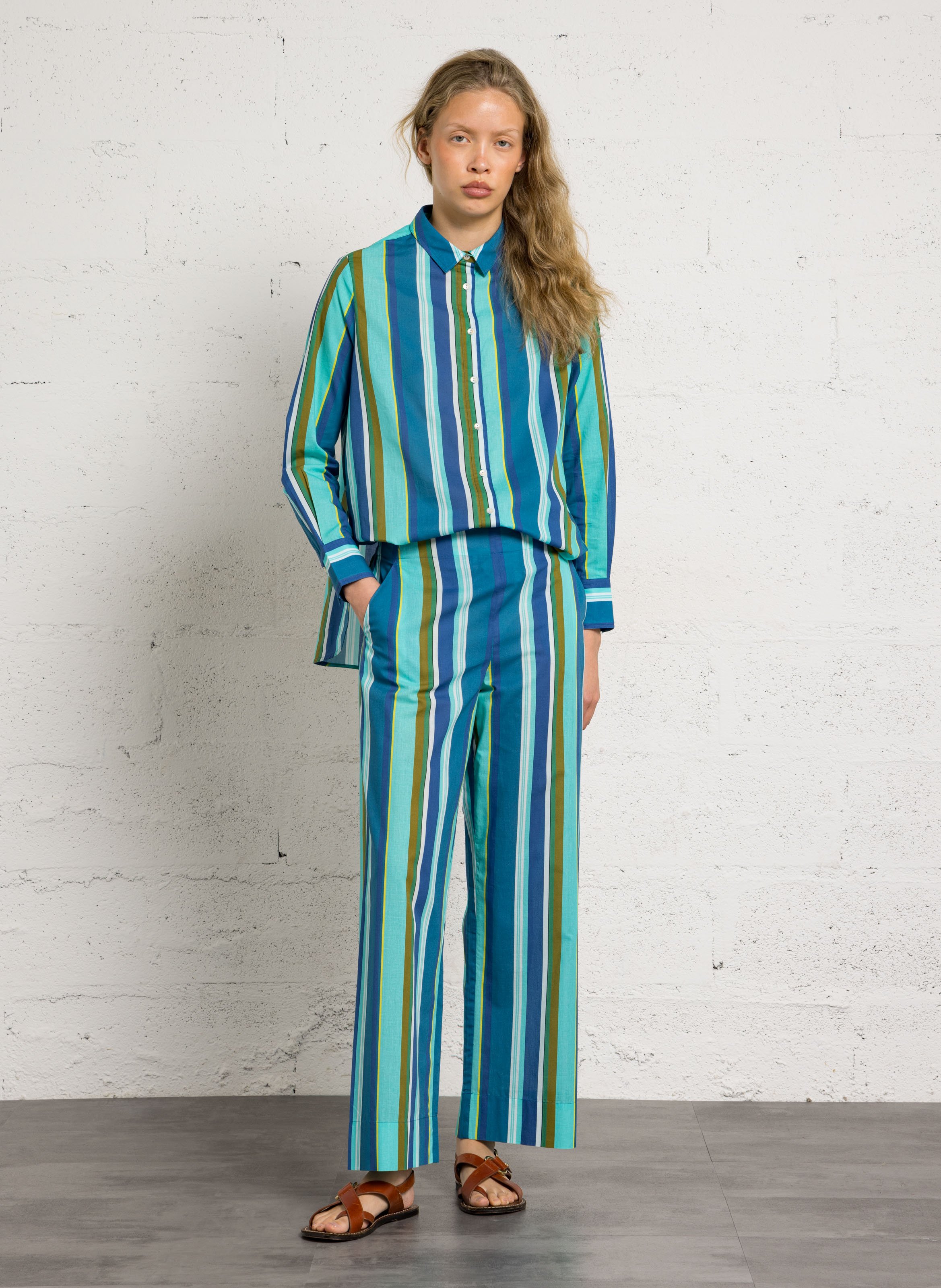 Weite Baumwollbluse mit Streifen BELLA JONES Blau