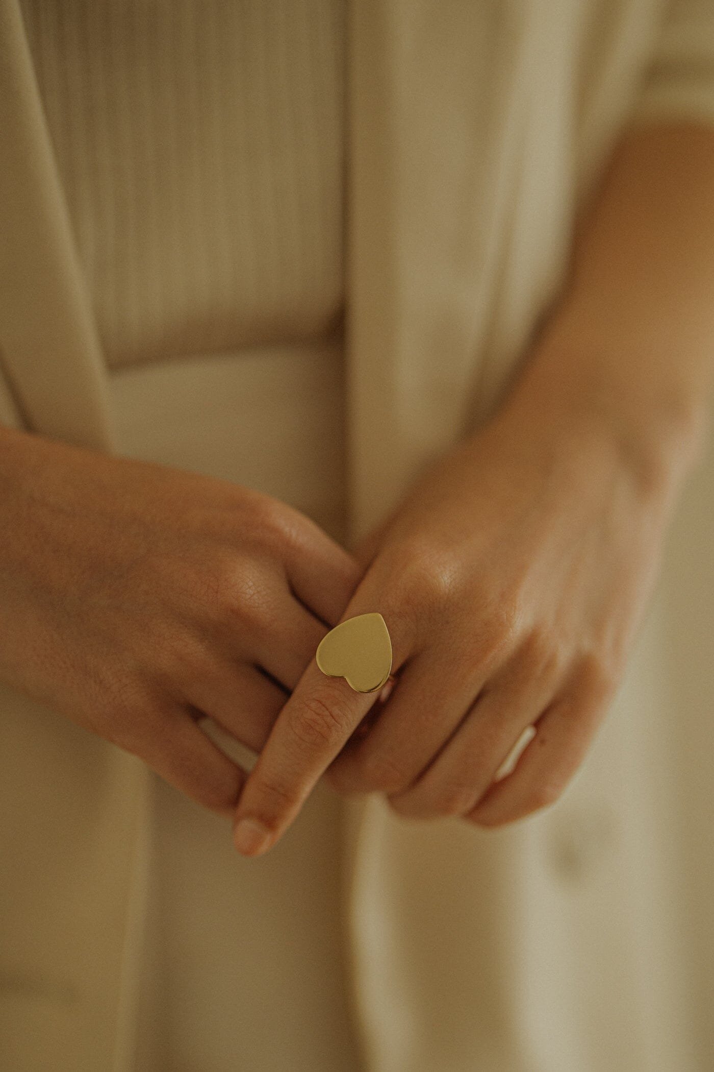 Silver-plated heart ring Golden