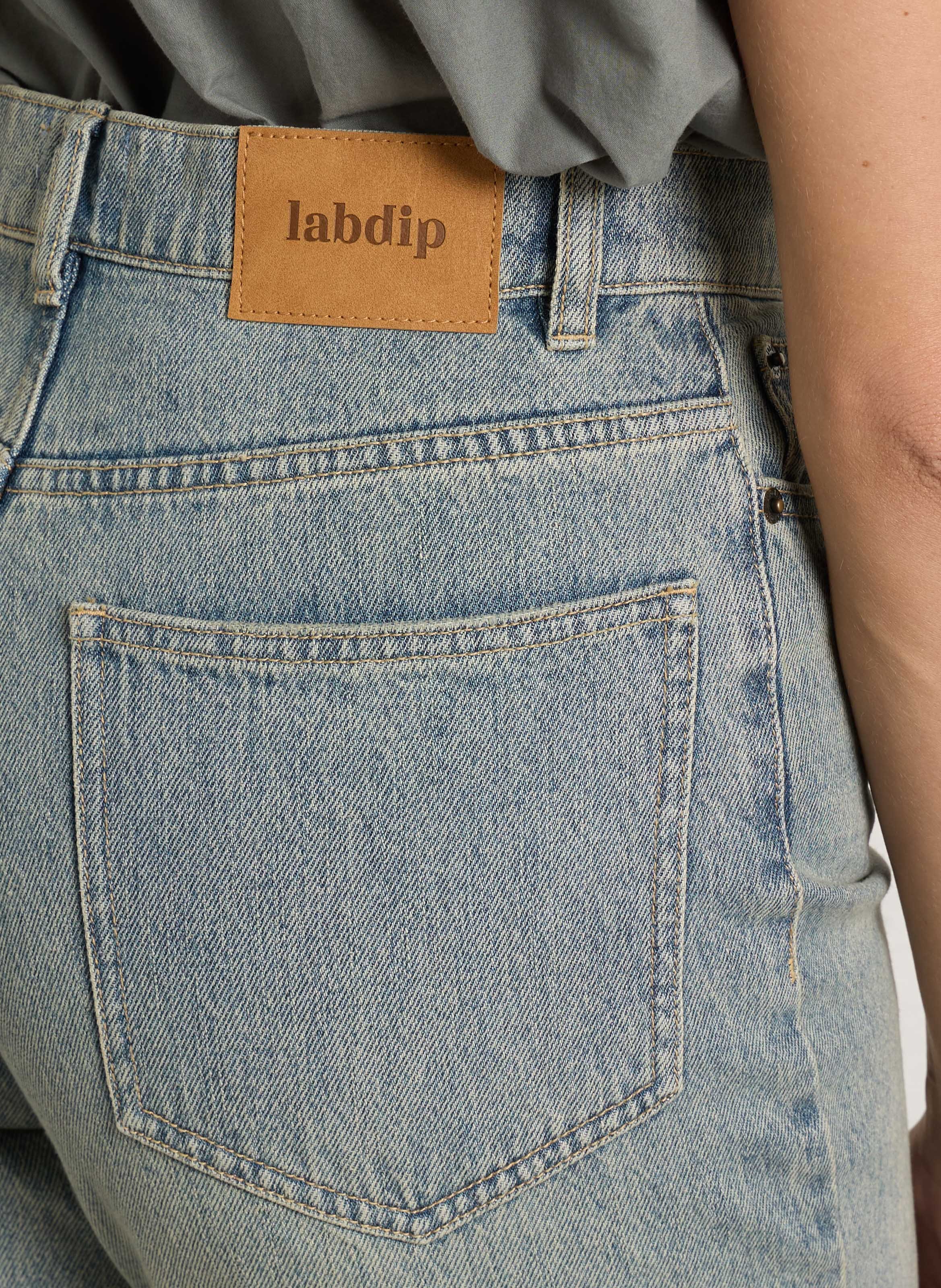 Jean balloon en coton LAB DIP Bleu