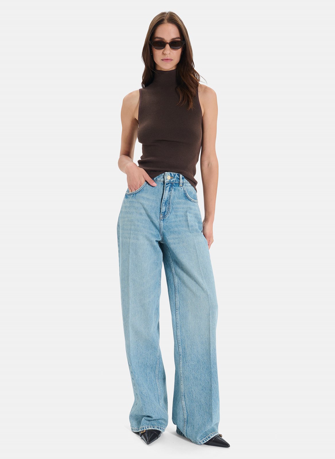 Plain sleeveless turtleneck sweater ZAPA Brown
