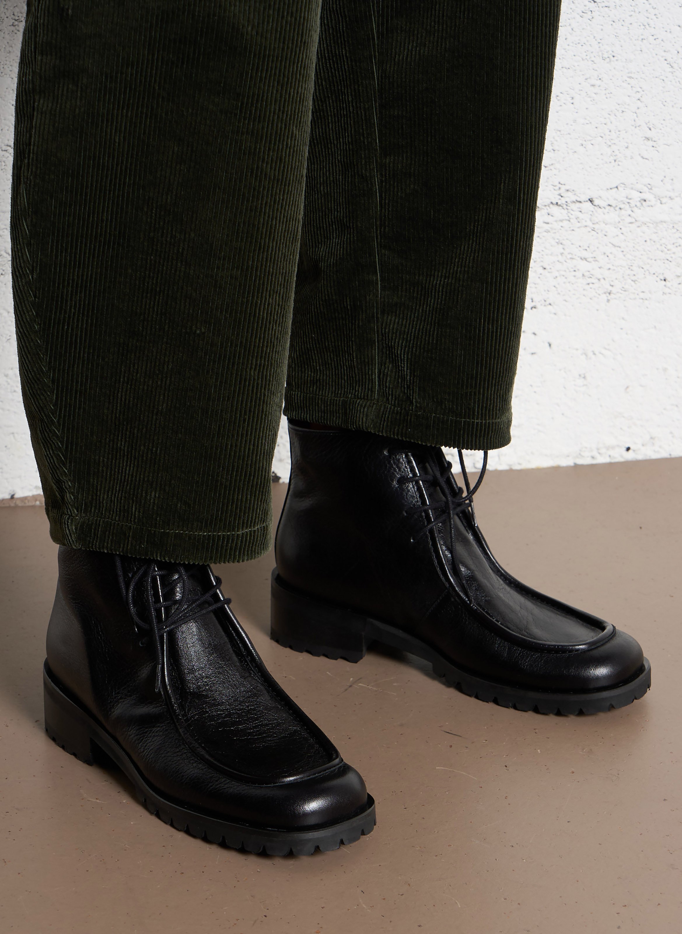 Bianca leather ankle boots NAGUISA Black