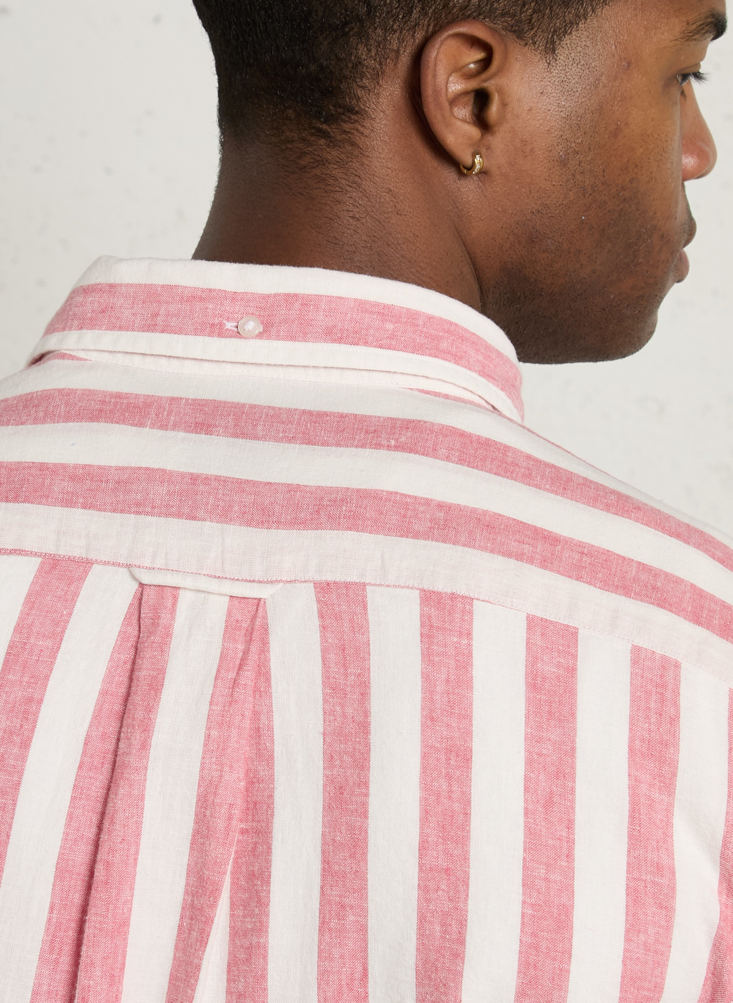 Chemise regular-fit col américain rayée en lin et coton GANT Rose