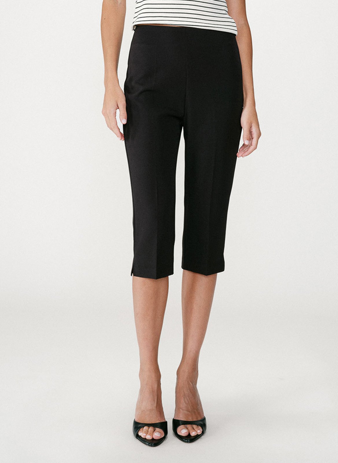 Capri mit Schlitzen GRACE ET MILA Schwarz