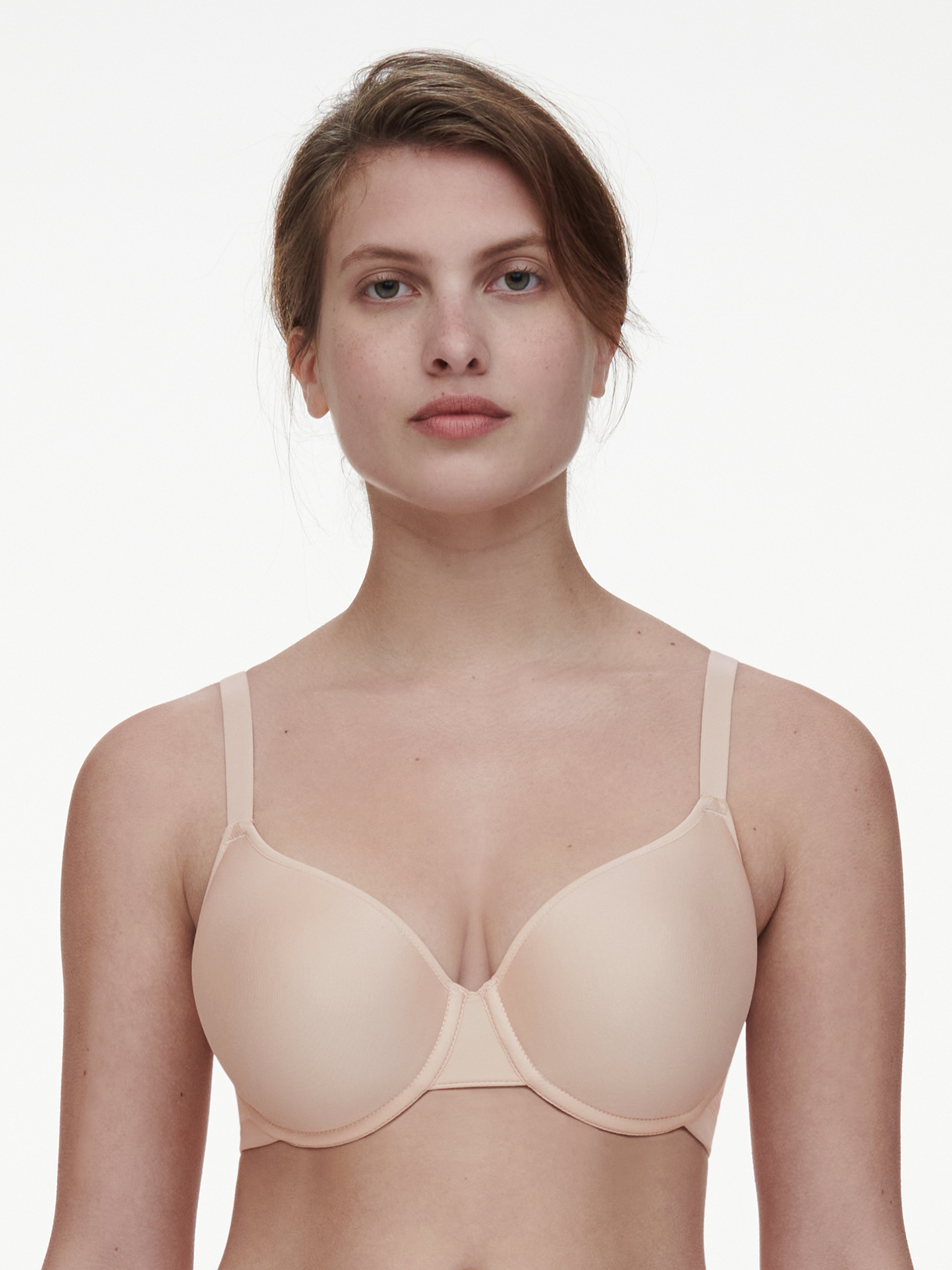 Full-cup memory foam bra CHANTELLE