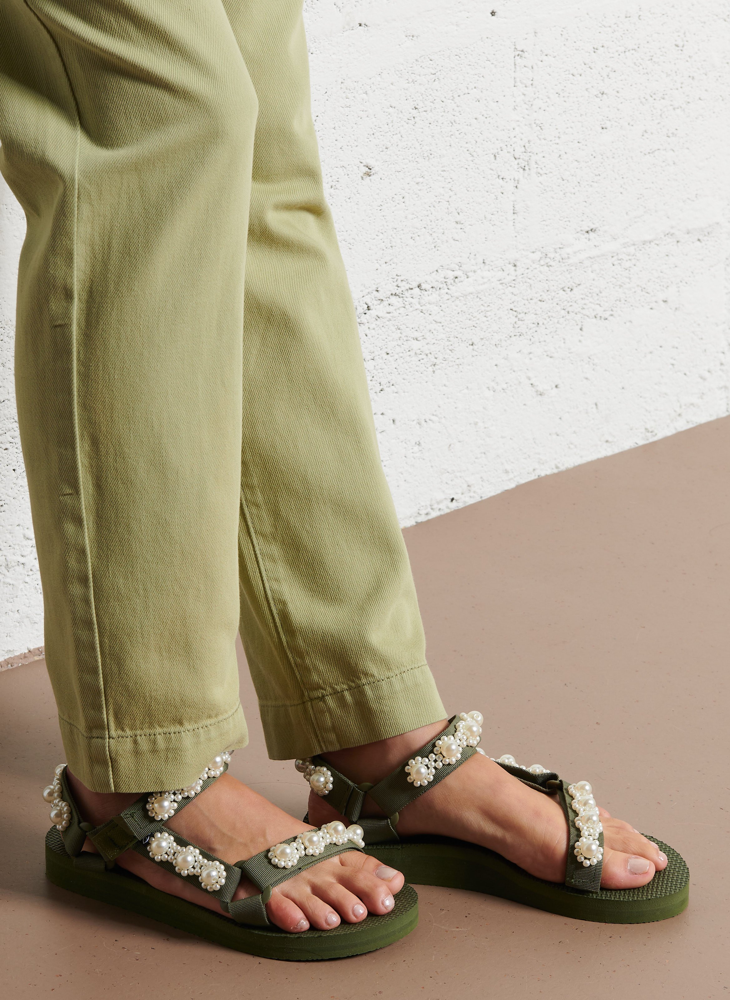 Sandales plates à scratch ARIZONA LOVE Kaki