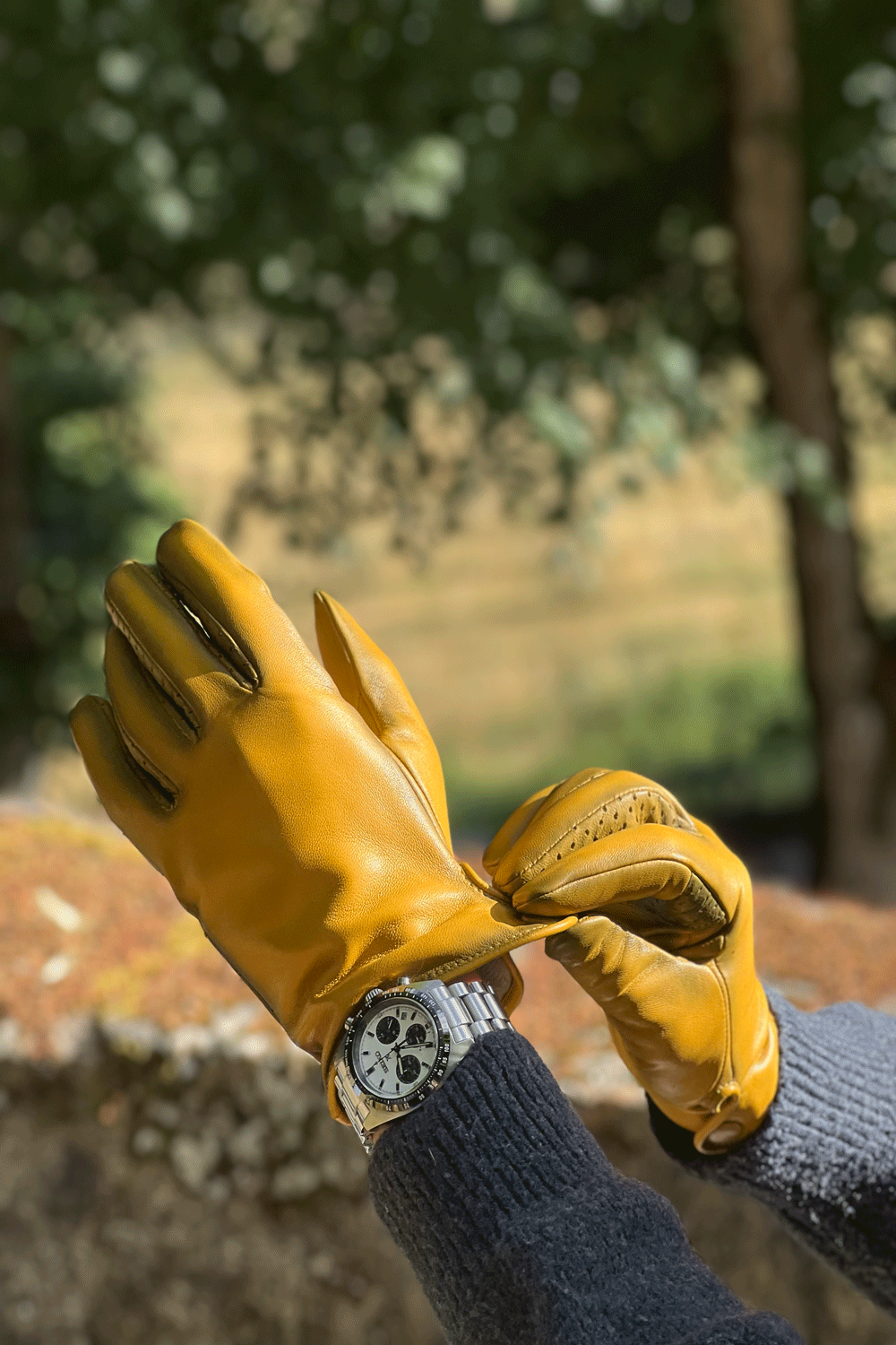 Ruba leather gloves lined with silk AGNELLE Yellow