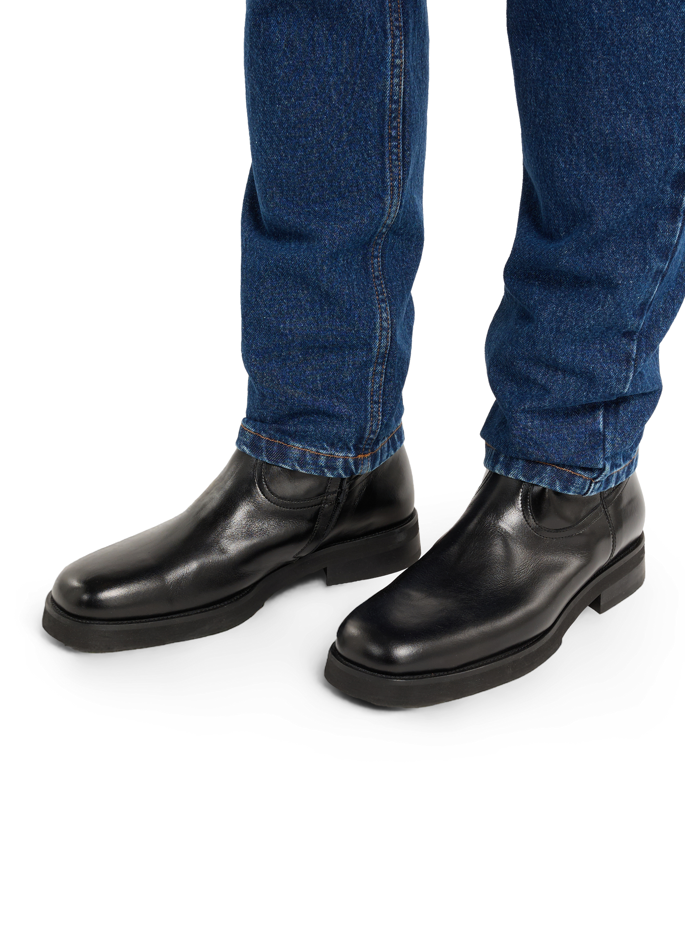 Zipped smooth leather ankle boots SAISON 1865 Black