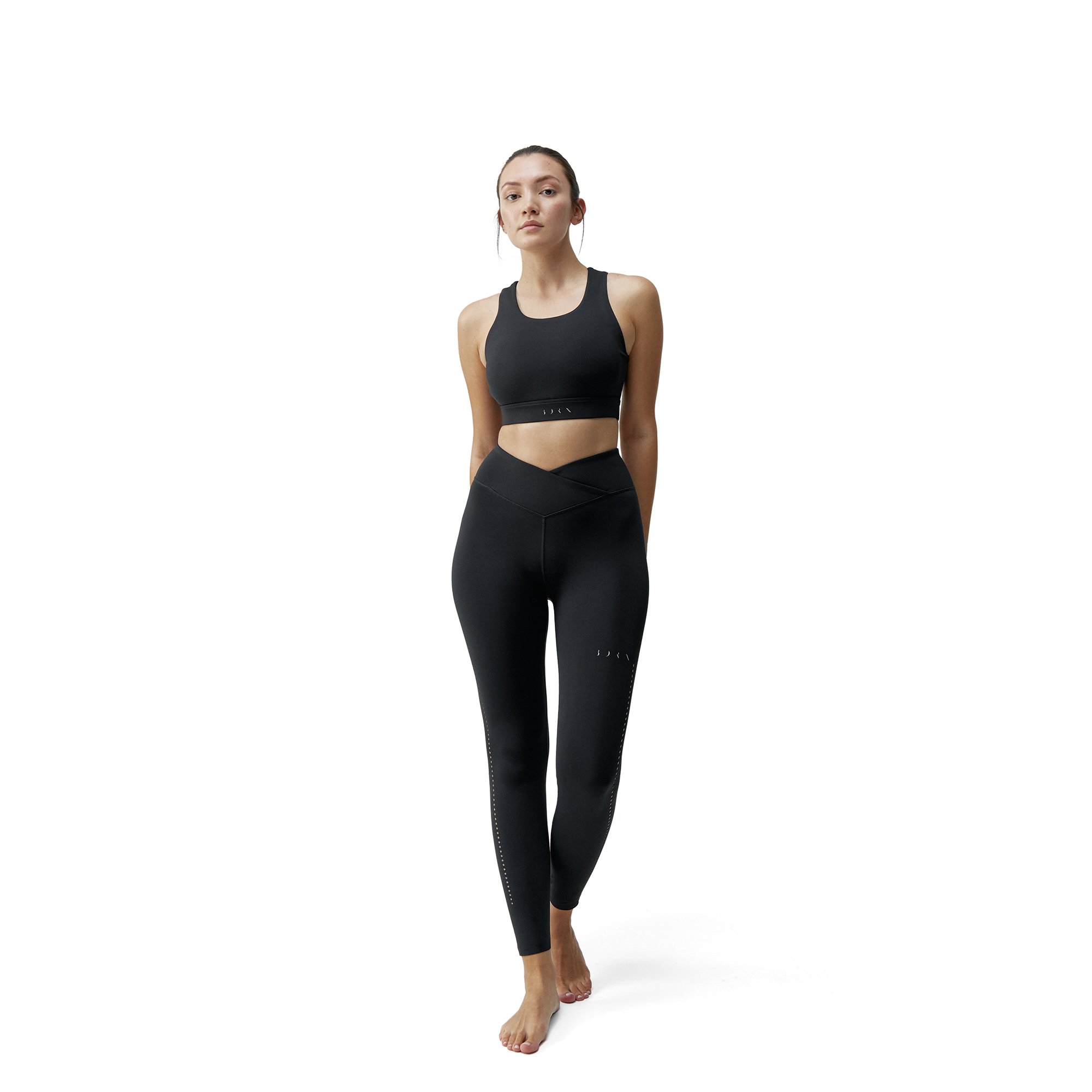 High-support sports bra by NARA BORN LIVING YOGA Black