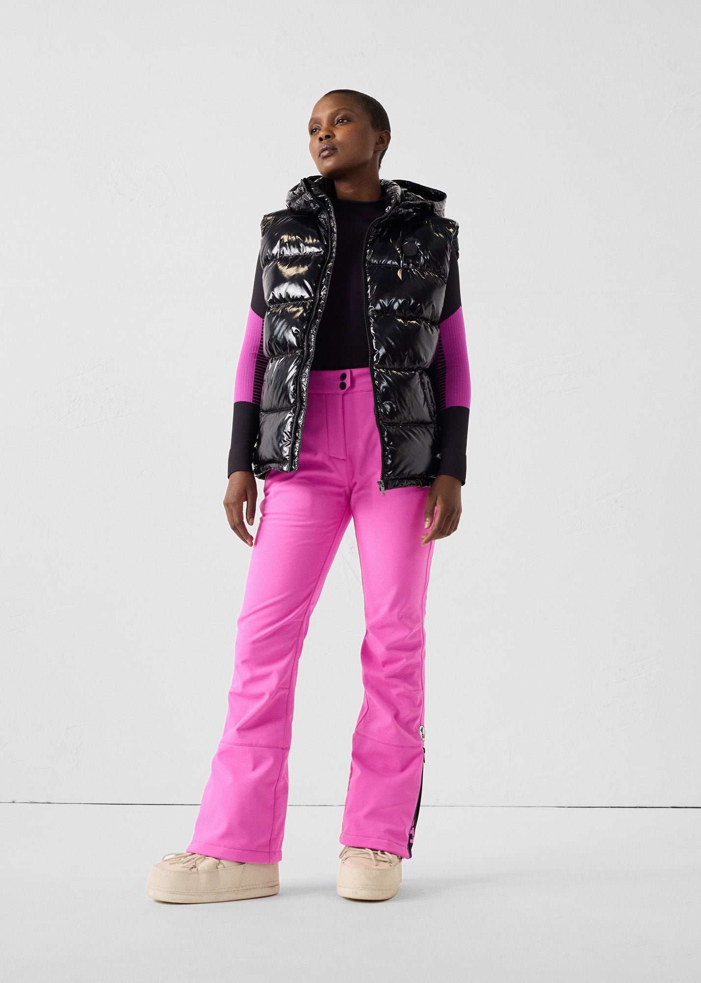 Padded sleeveless down jacket for extreme cold weather. JOTT Black