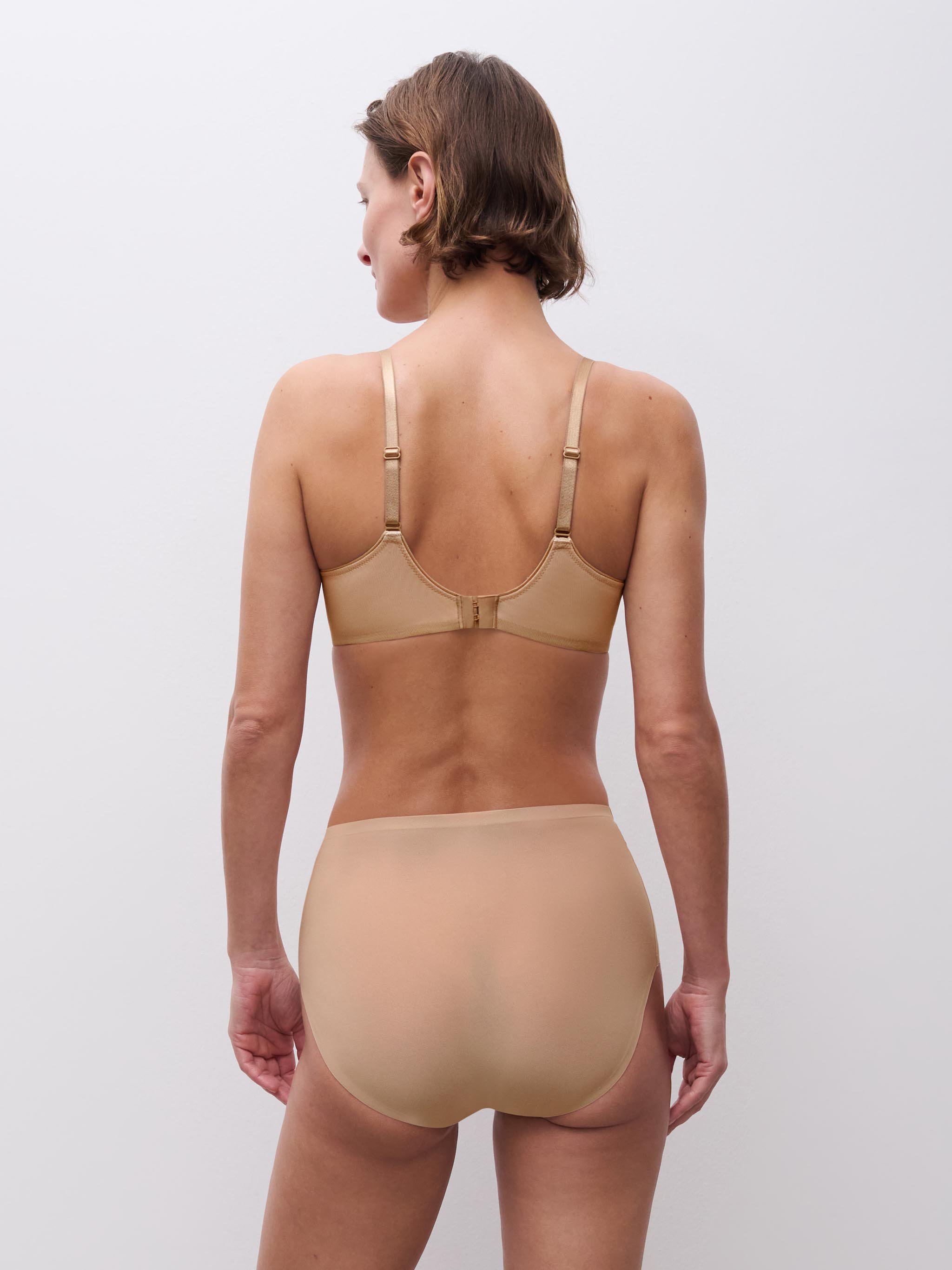 Full-cup bra CHANTELLE Beige