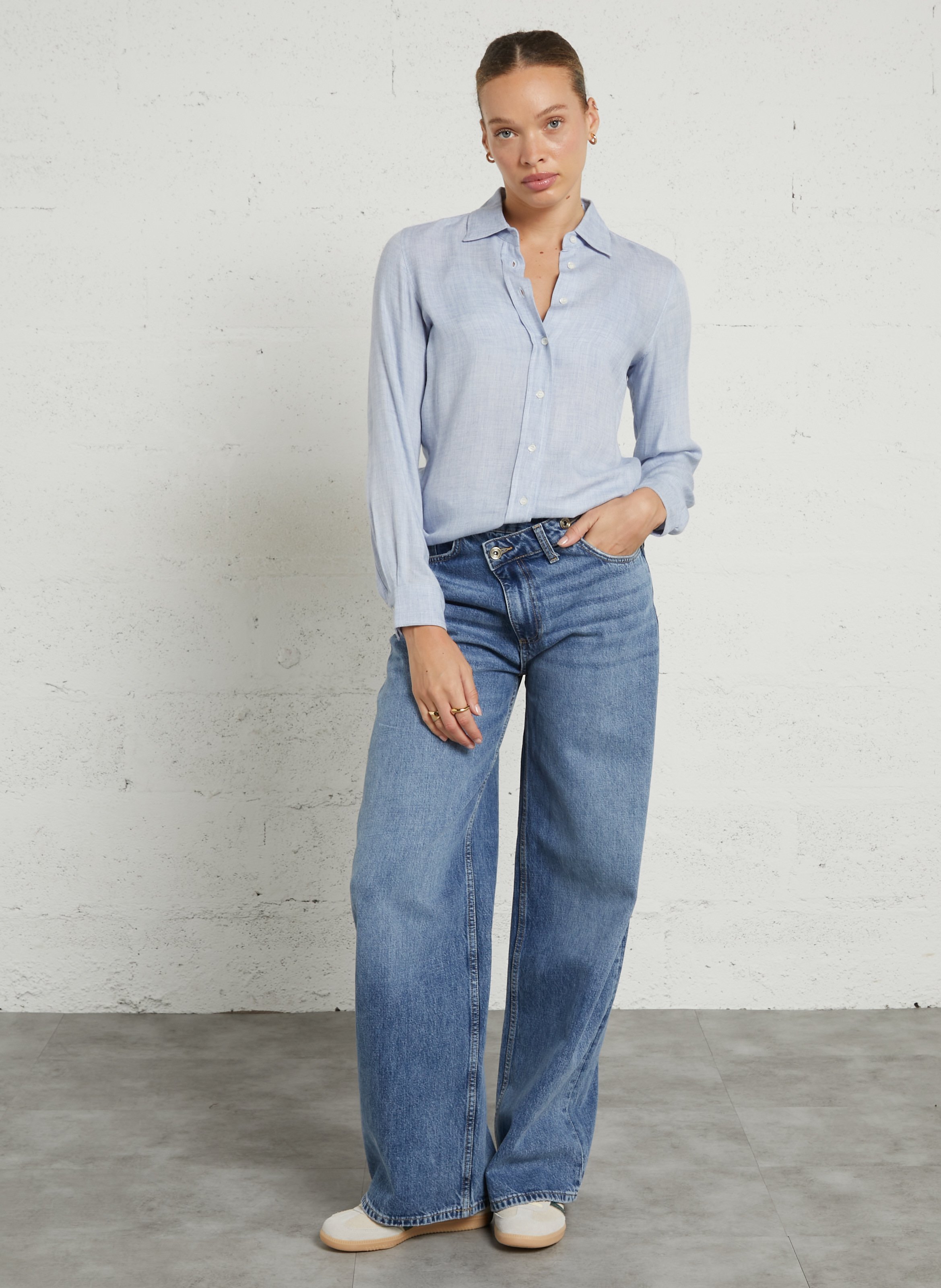 Straight shirt with classic collar HARTFORD Blue
