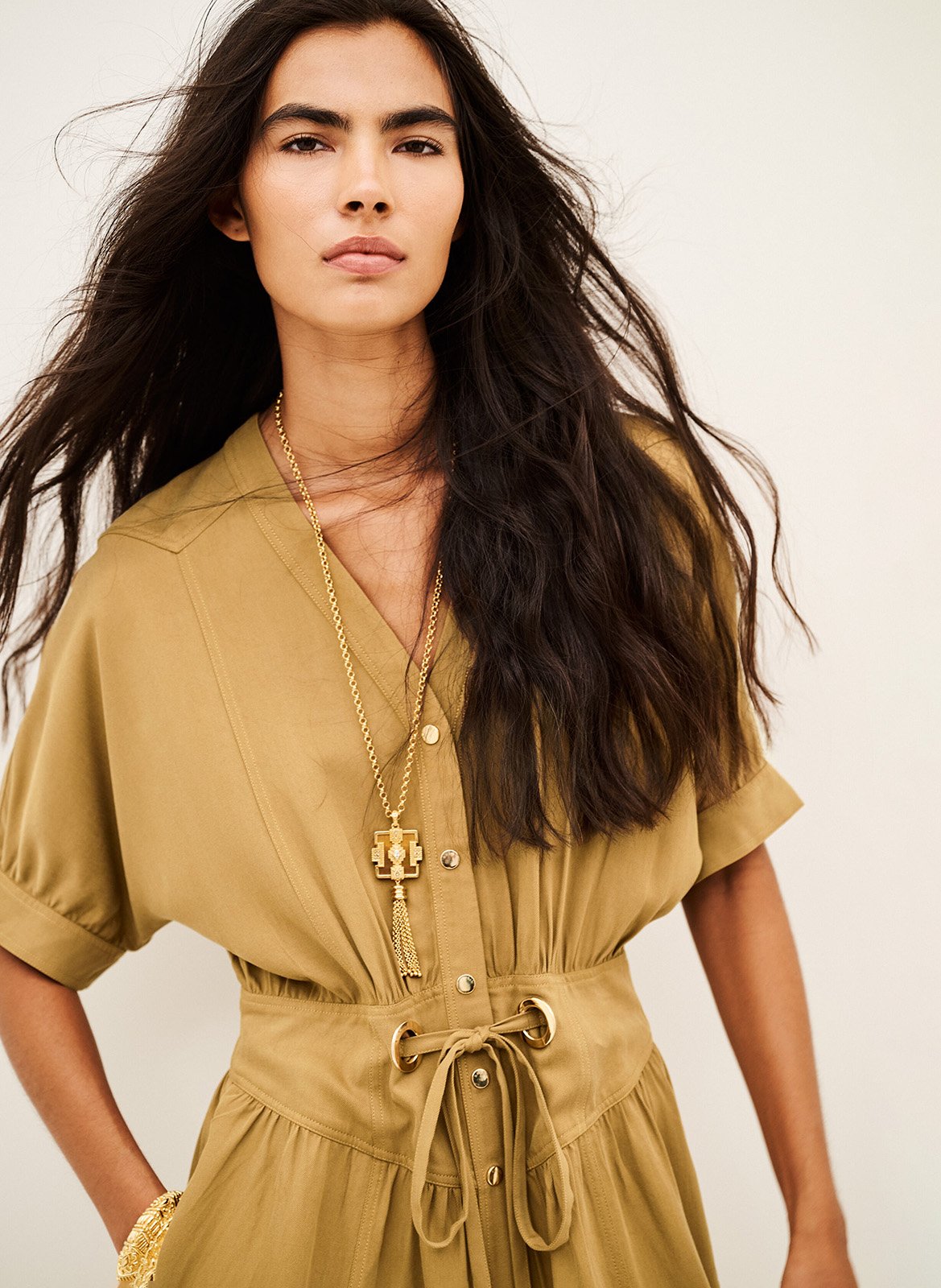 Robe chemise midi cintrée à manches courtes BA&SH Beige