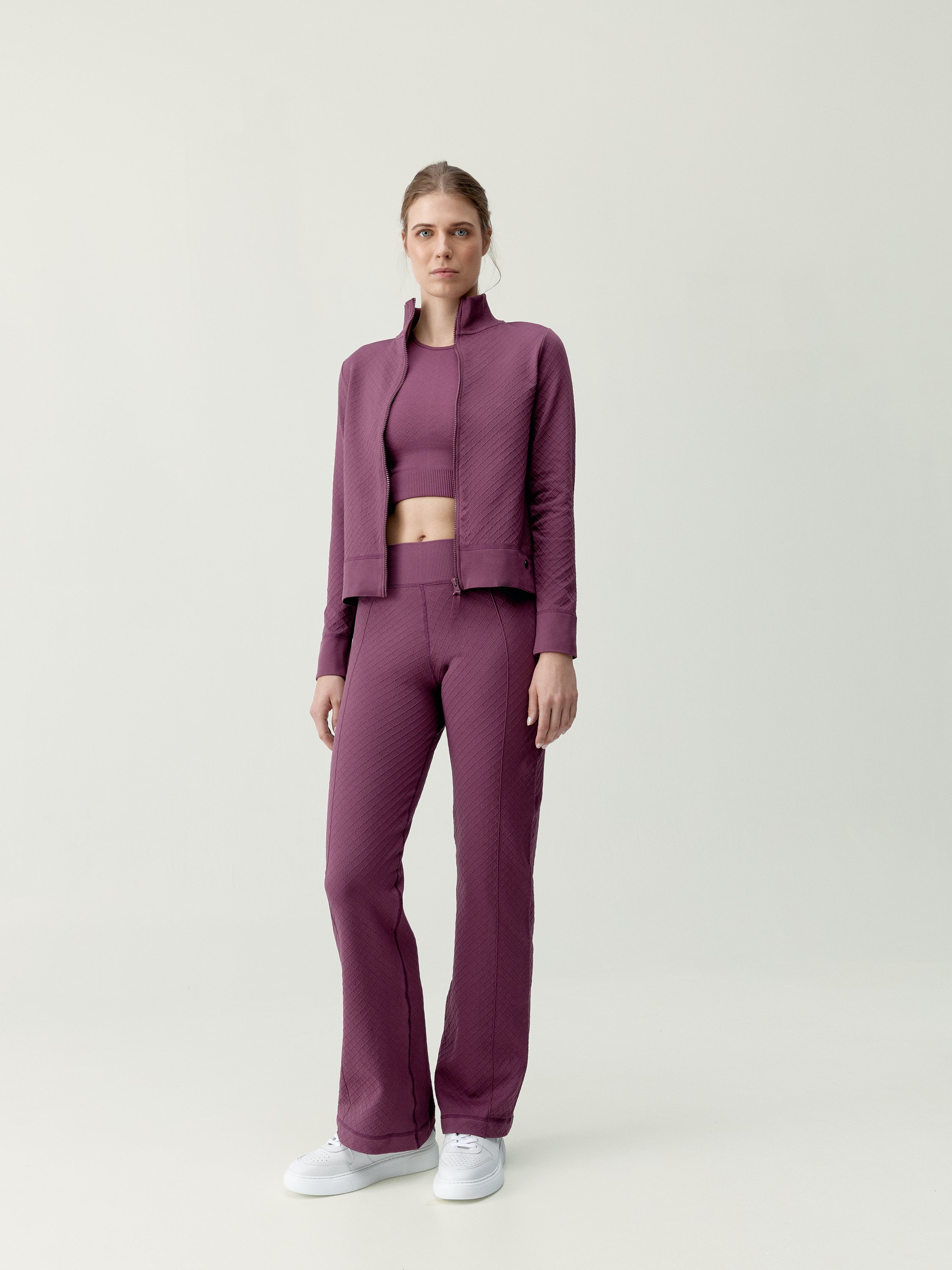 Women's sport jacket with a shaping effect BORN Red