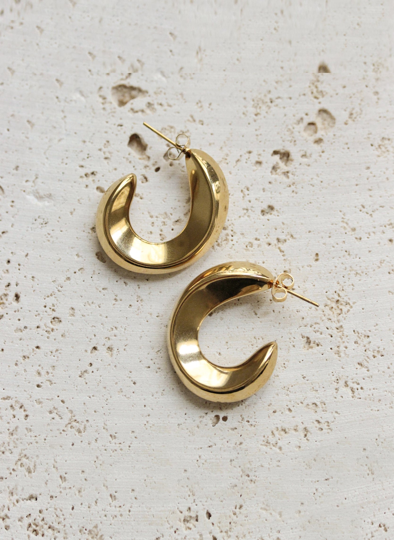 Adara hoops AEC Paris Golden