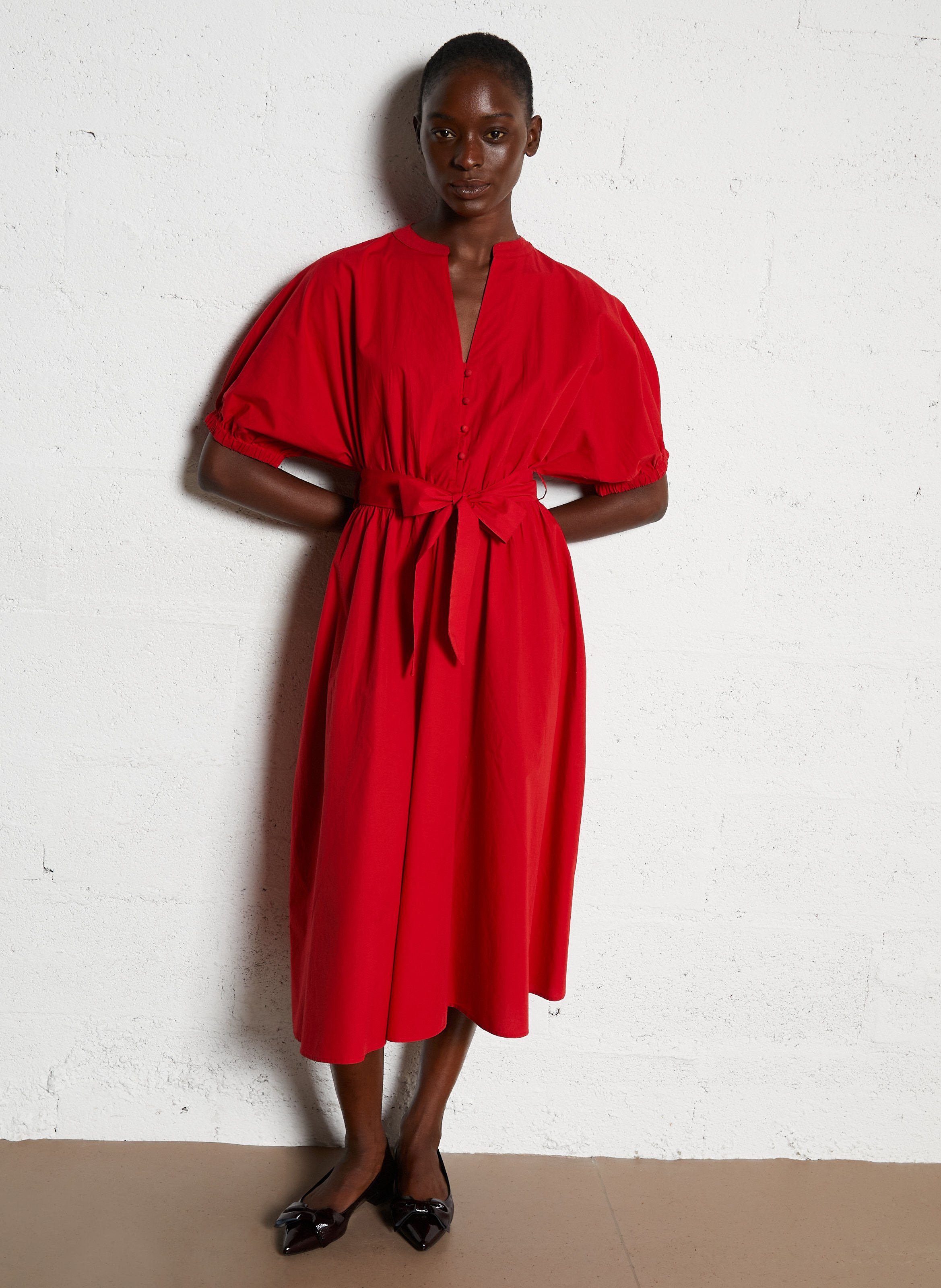 Lange, getailleerde, katoenen jurk MAISON 123 Rood