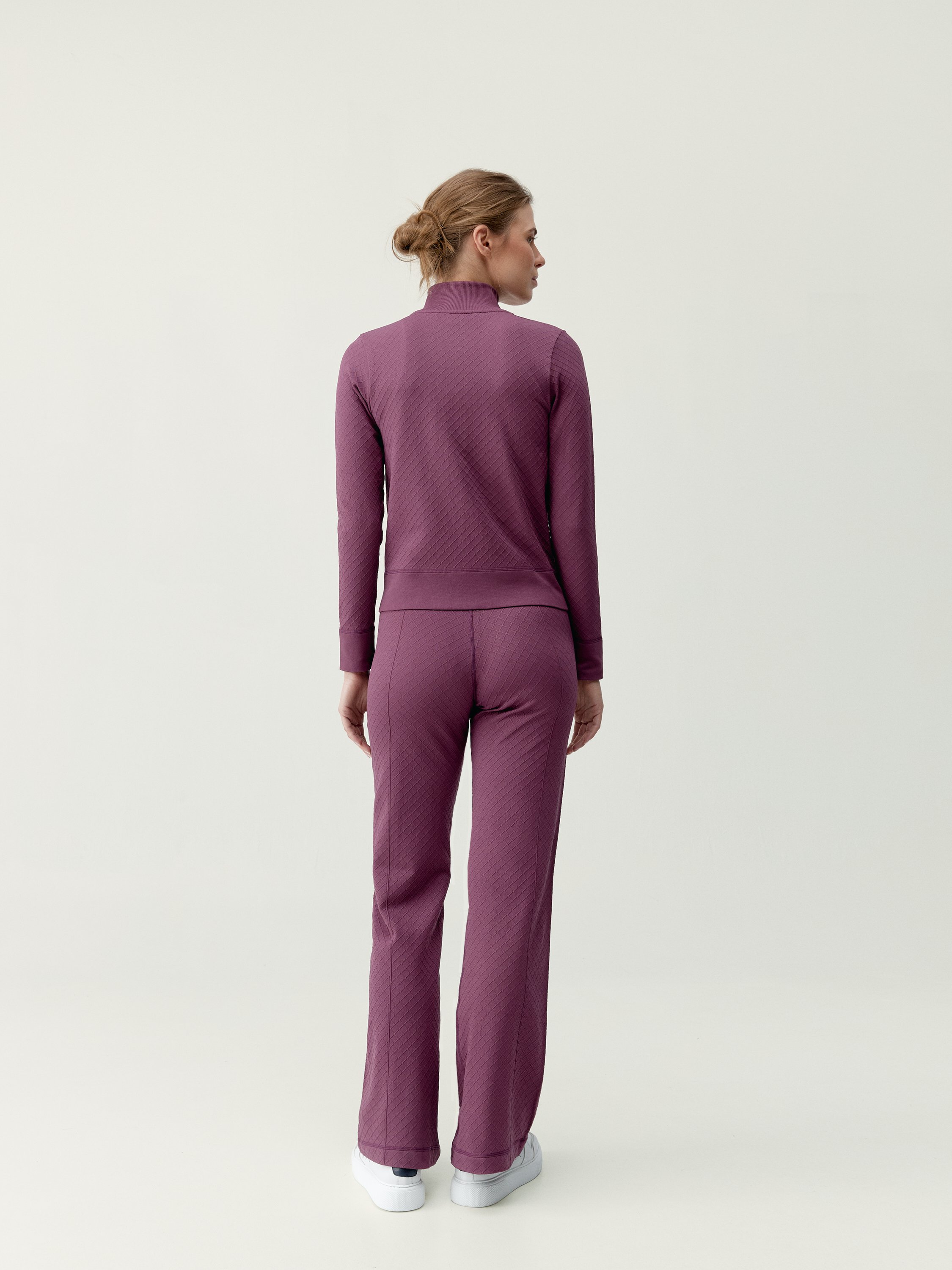 Women's sport jacket with a shaping effect BORN Red
