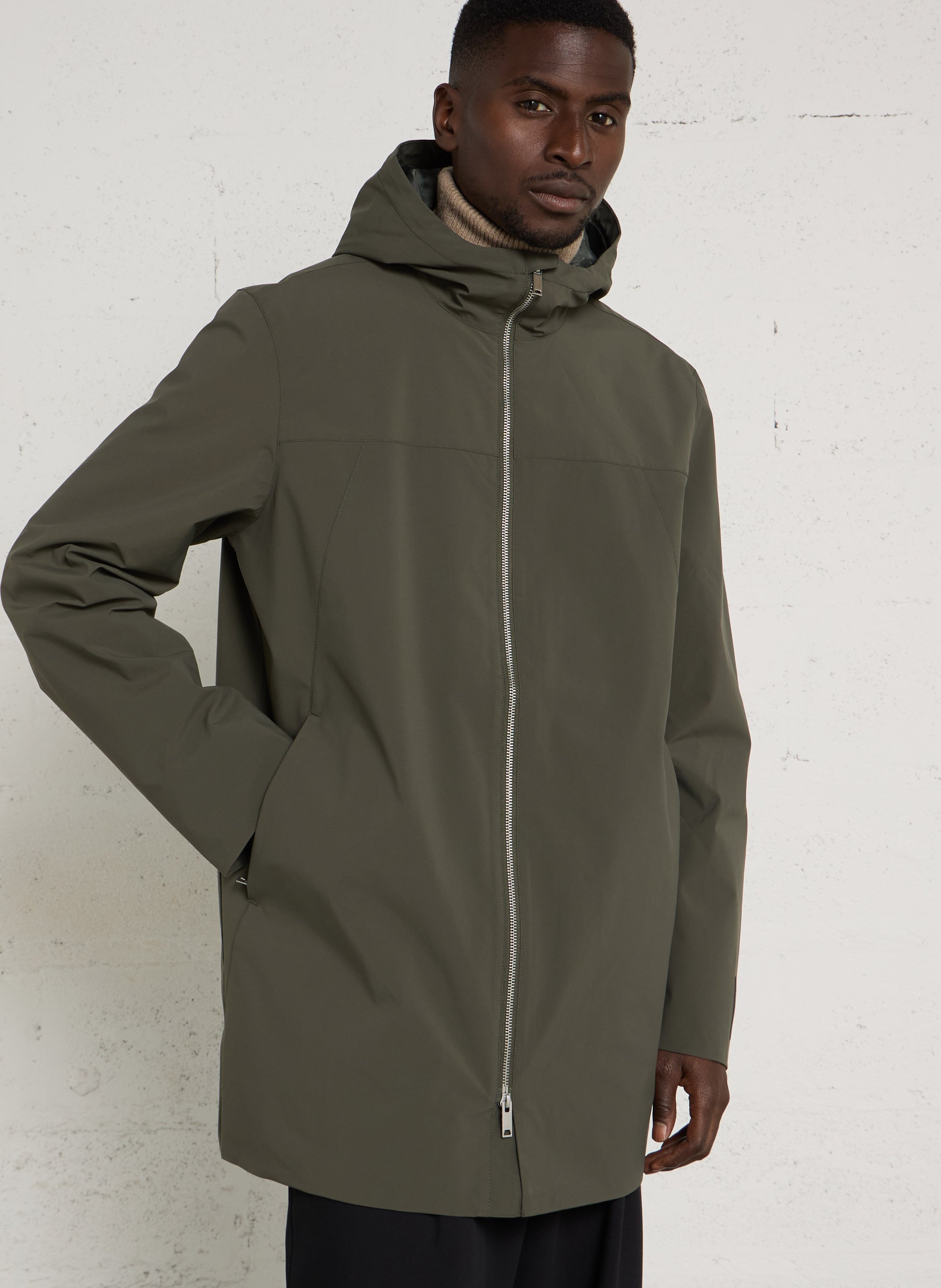 - CASUAL FRIDAY Beige
