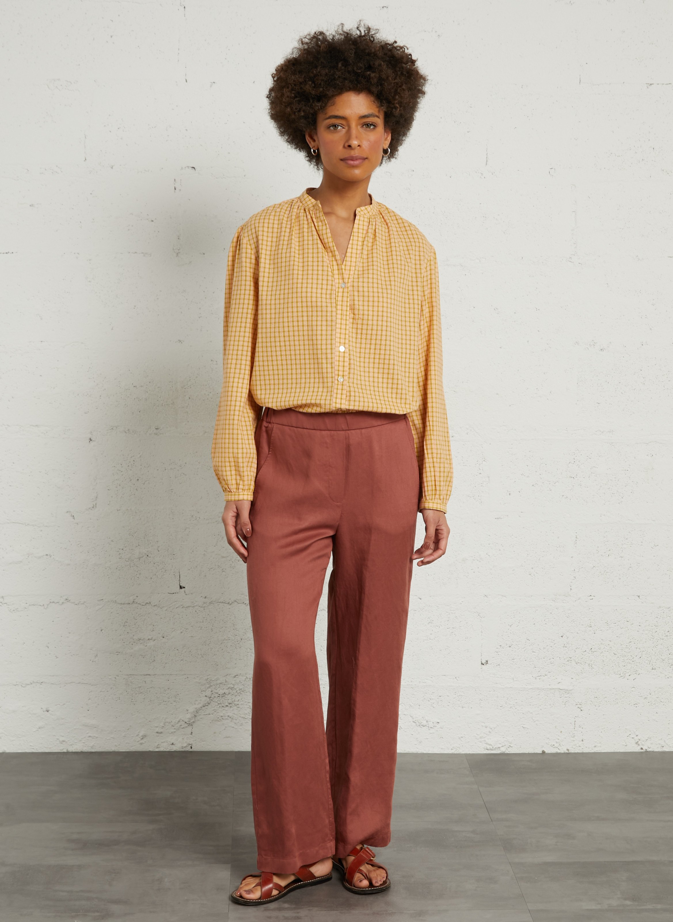 Straight-cut printed cotton shirt with round neck THE KORNER Multicolored