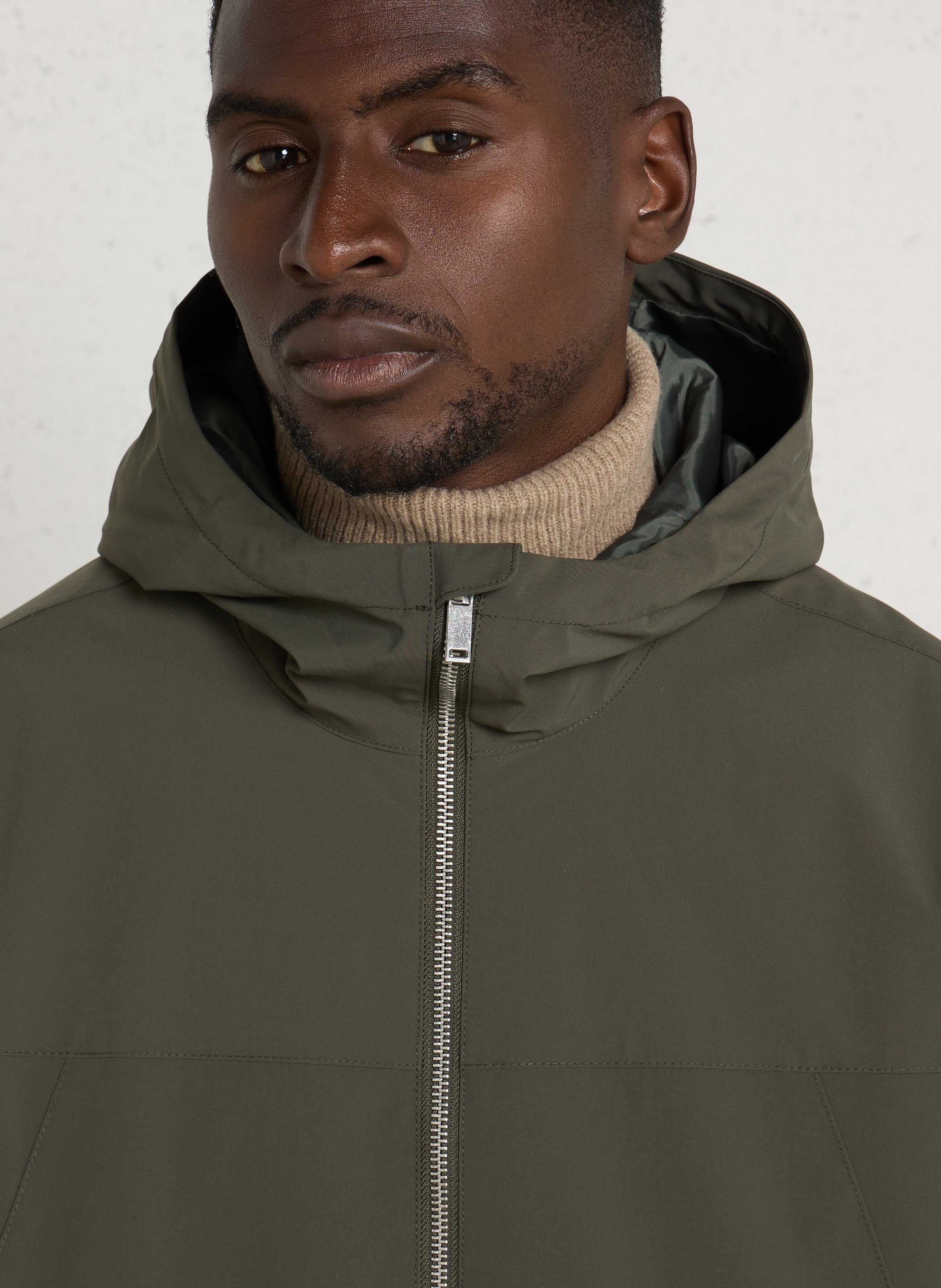 - CASUAL FRIDAY Beige