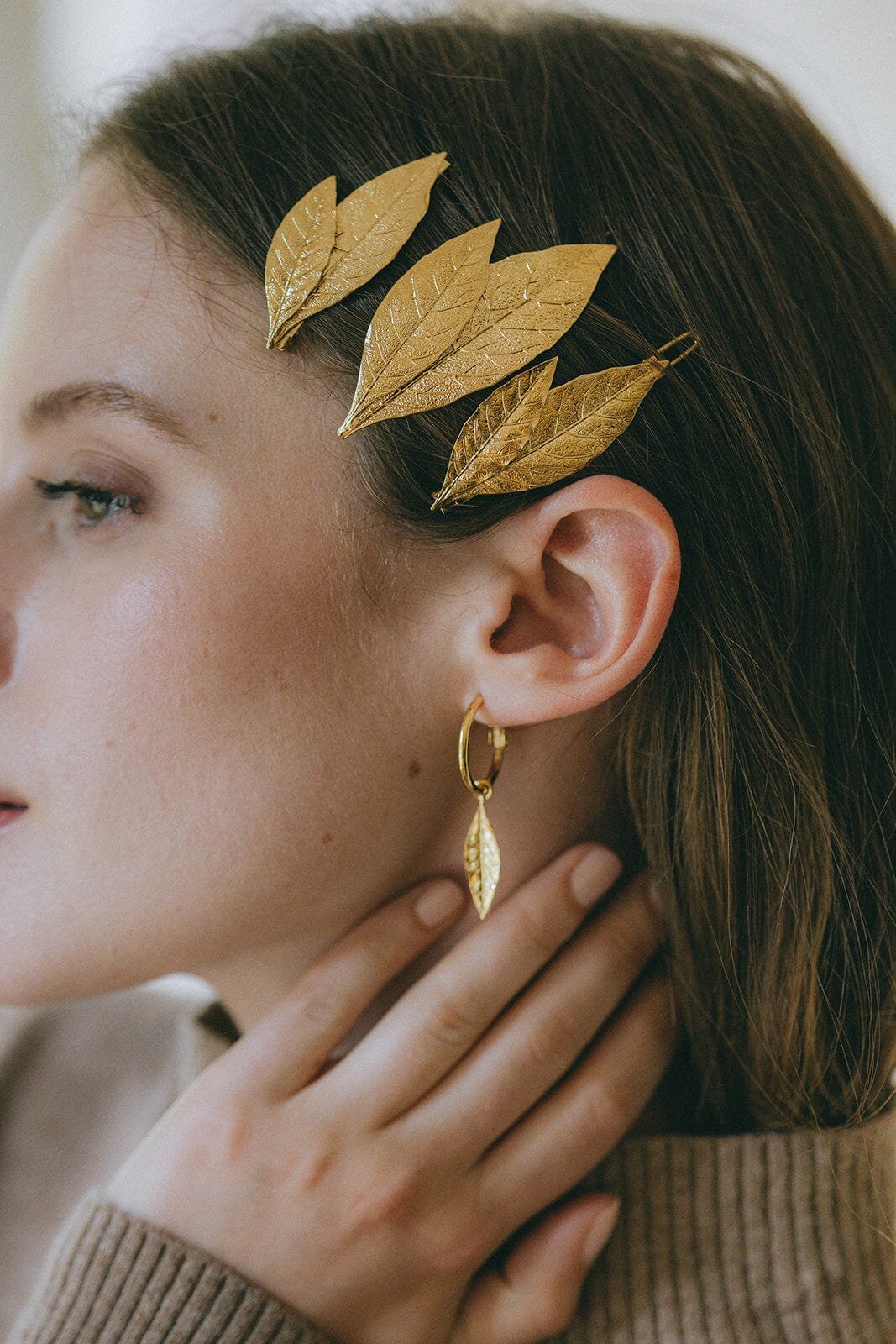 Mini silver-plated leaf hoop earrings MONSIEUR SIMONE Golden