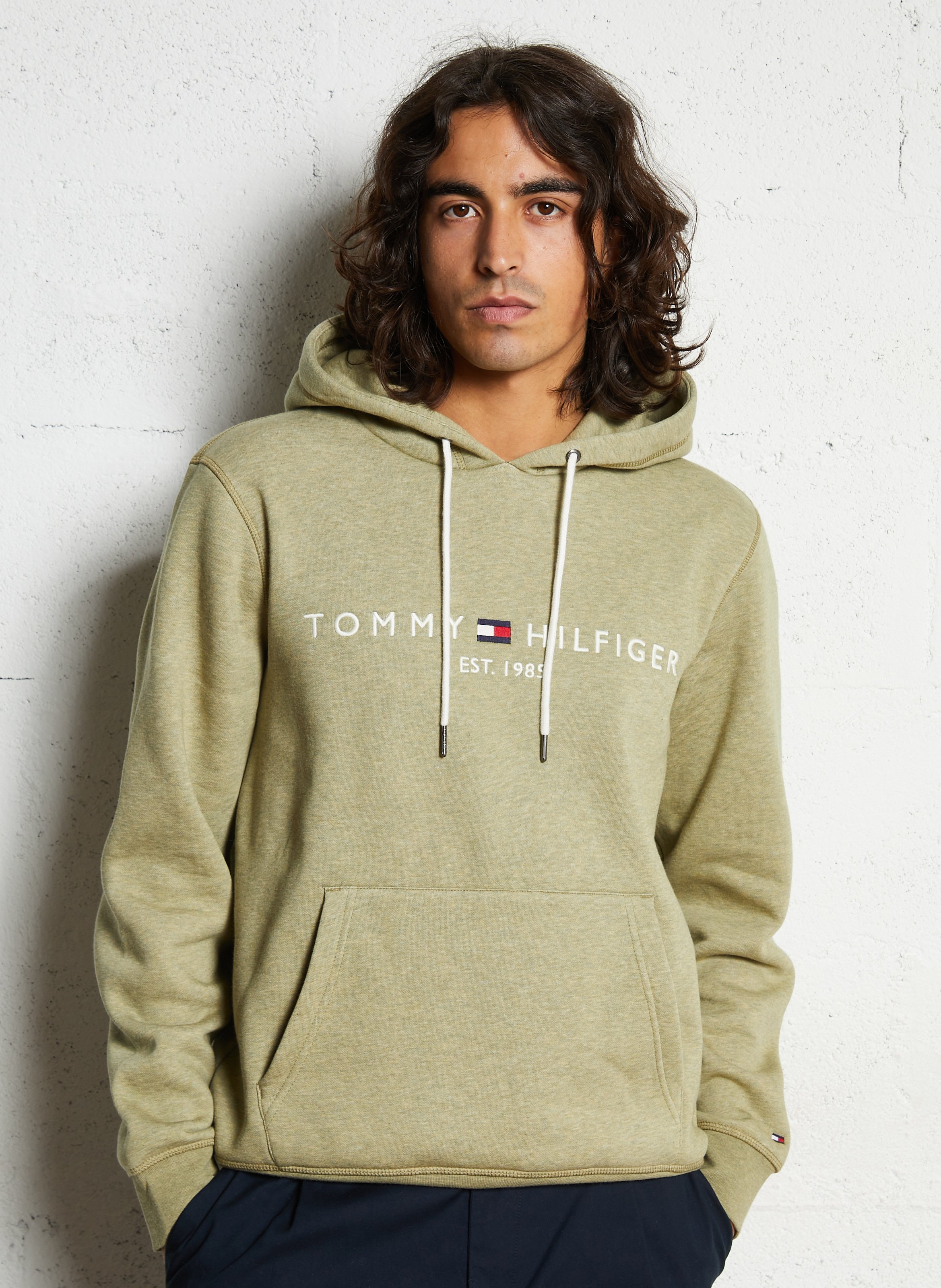 ATTENDRE POUR MEL DEMANDE MARQUE TOMMY HILFIGER