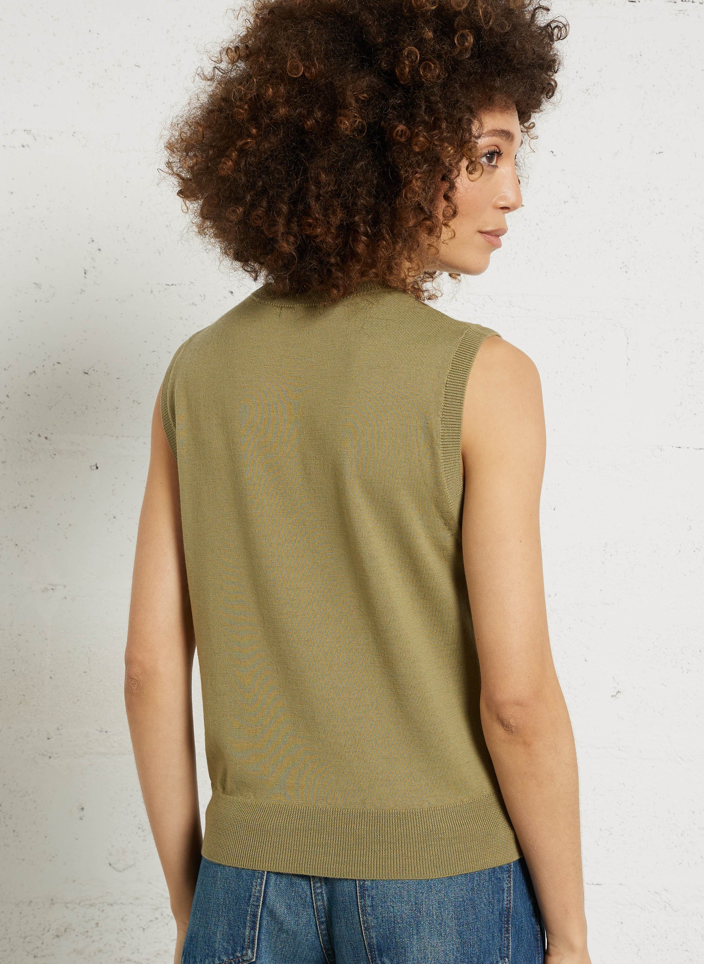 Pull sans manches col rond en laine mérinos SOEUR Gris