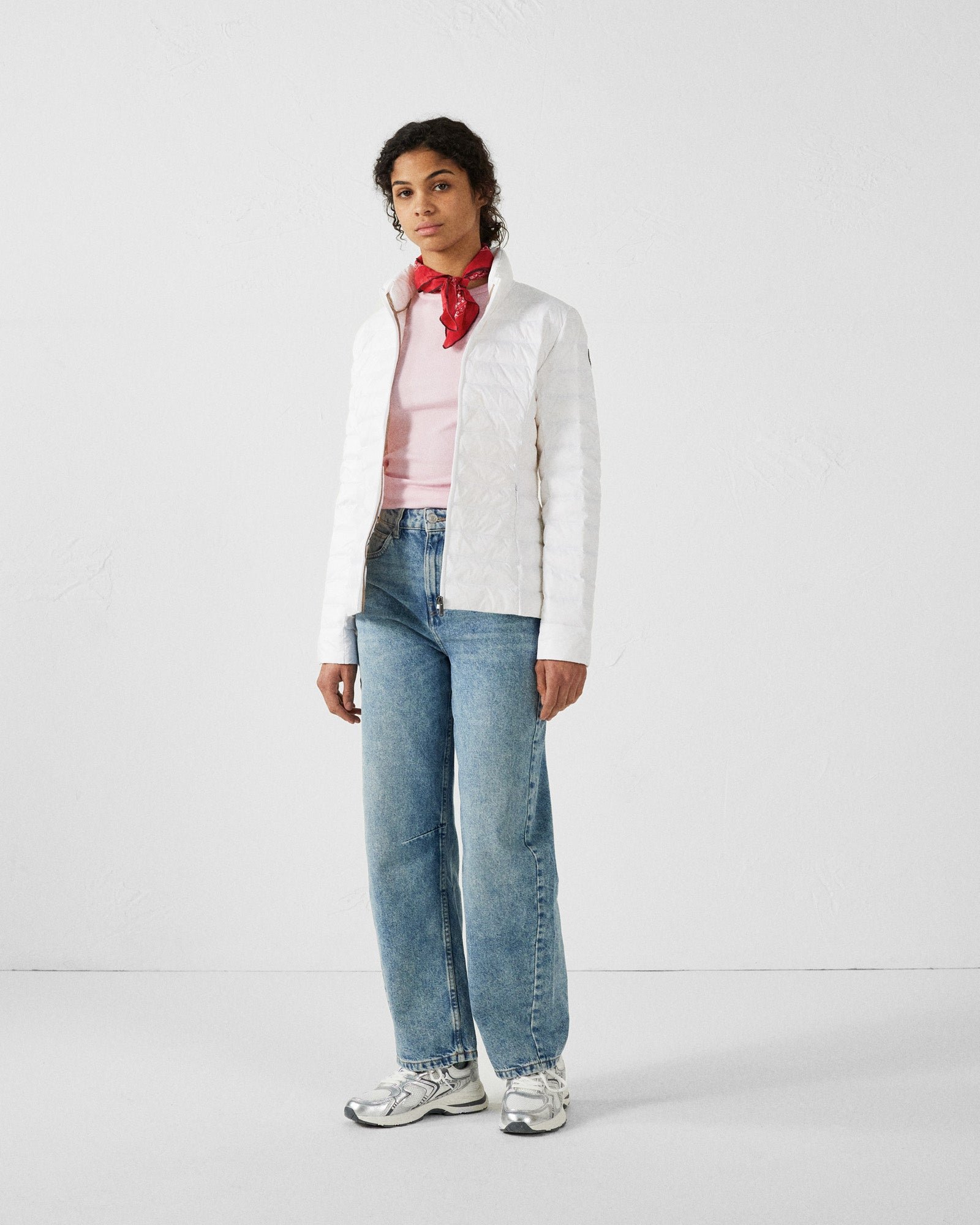 Lightweight down jacket JOTT White