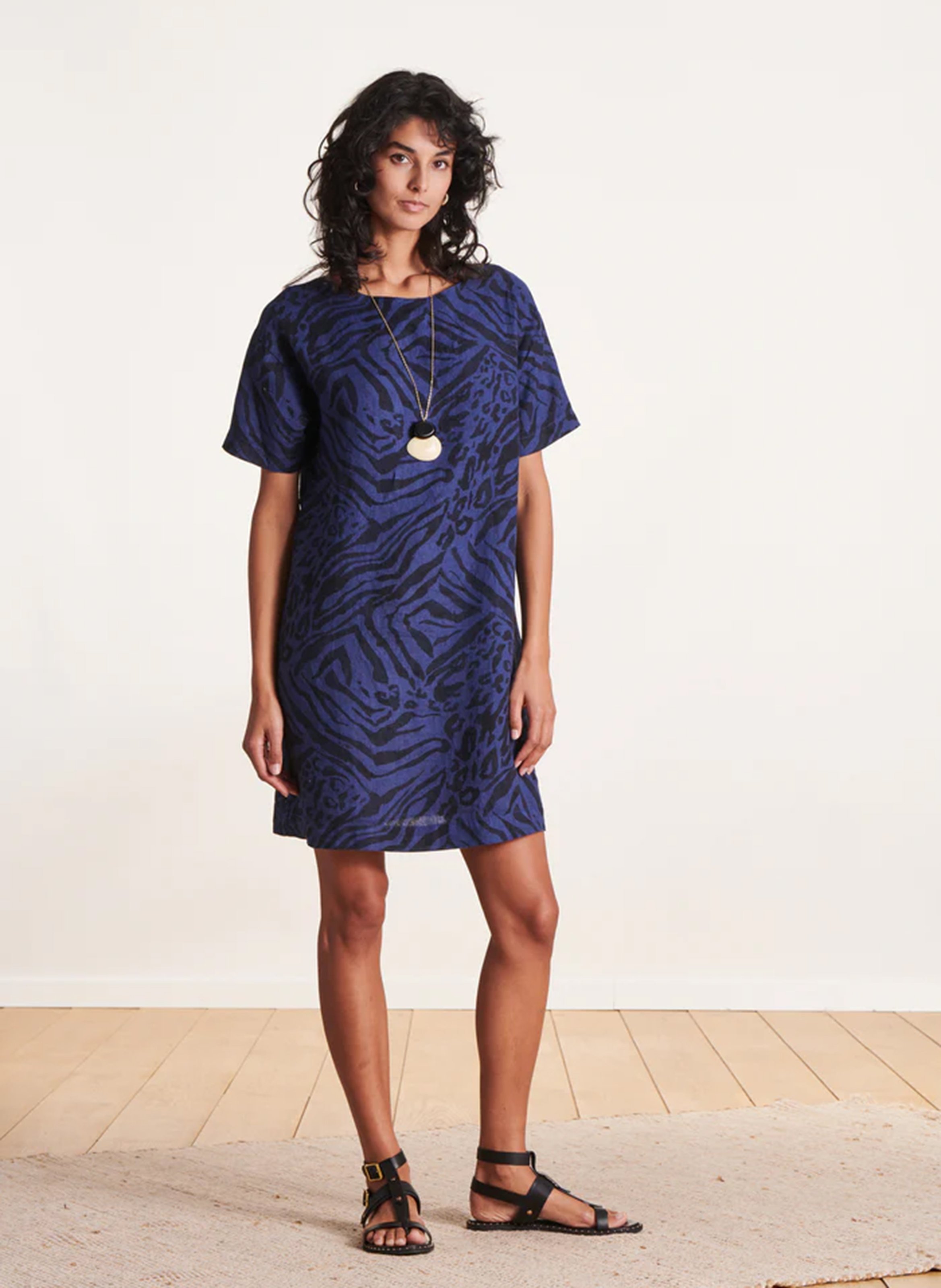 Robe courte col bateau en lin Bleu La fee maraboutee Femme