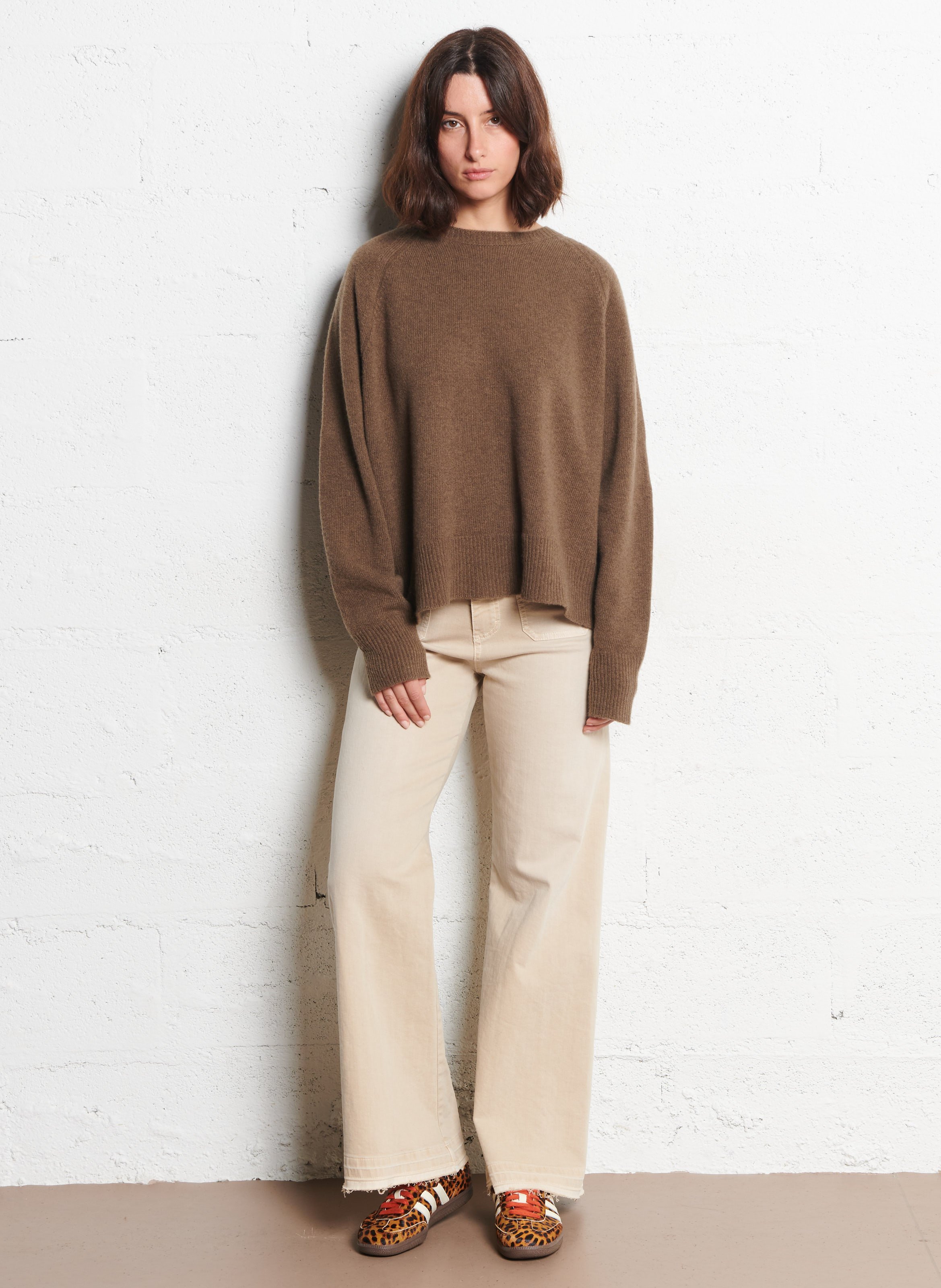 Loose-fit round-neck wool jumper HOD PARIS Green
