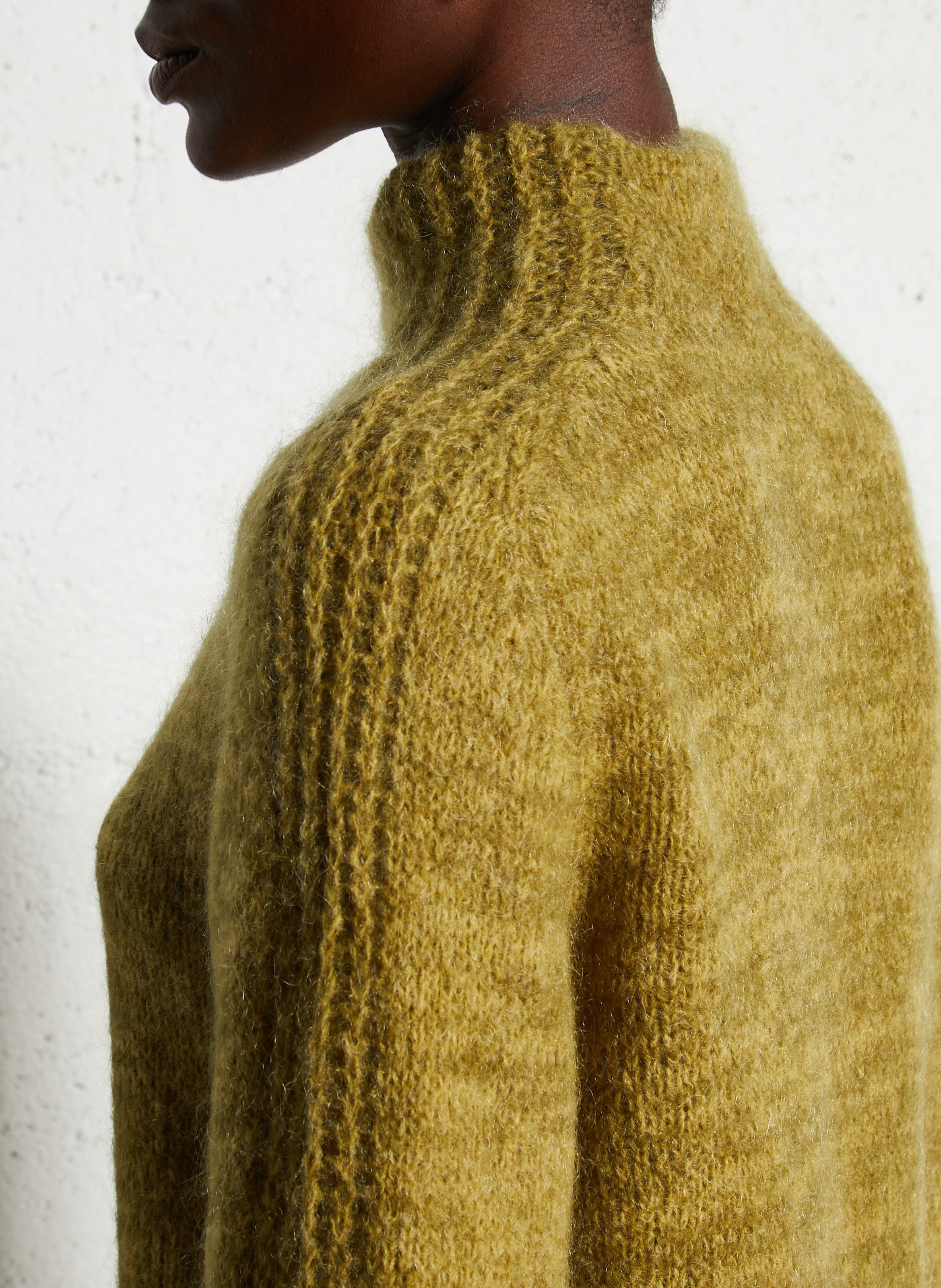 Pull droit col montant en laine mélangée MAISON ANJE Kaki