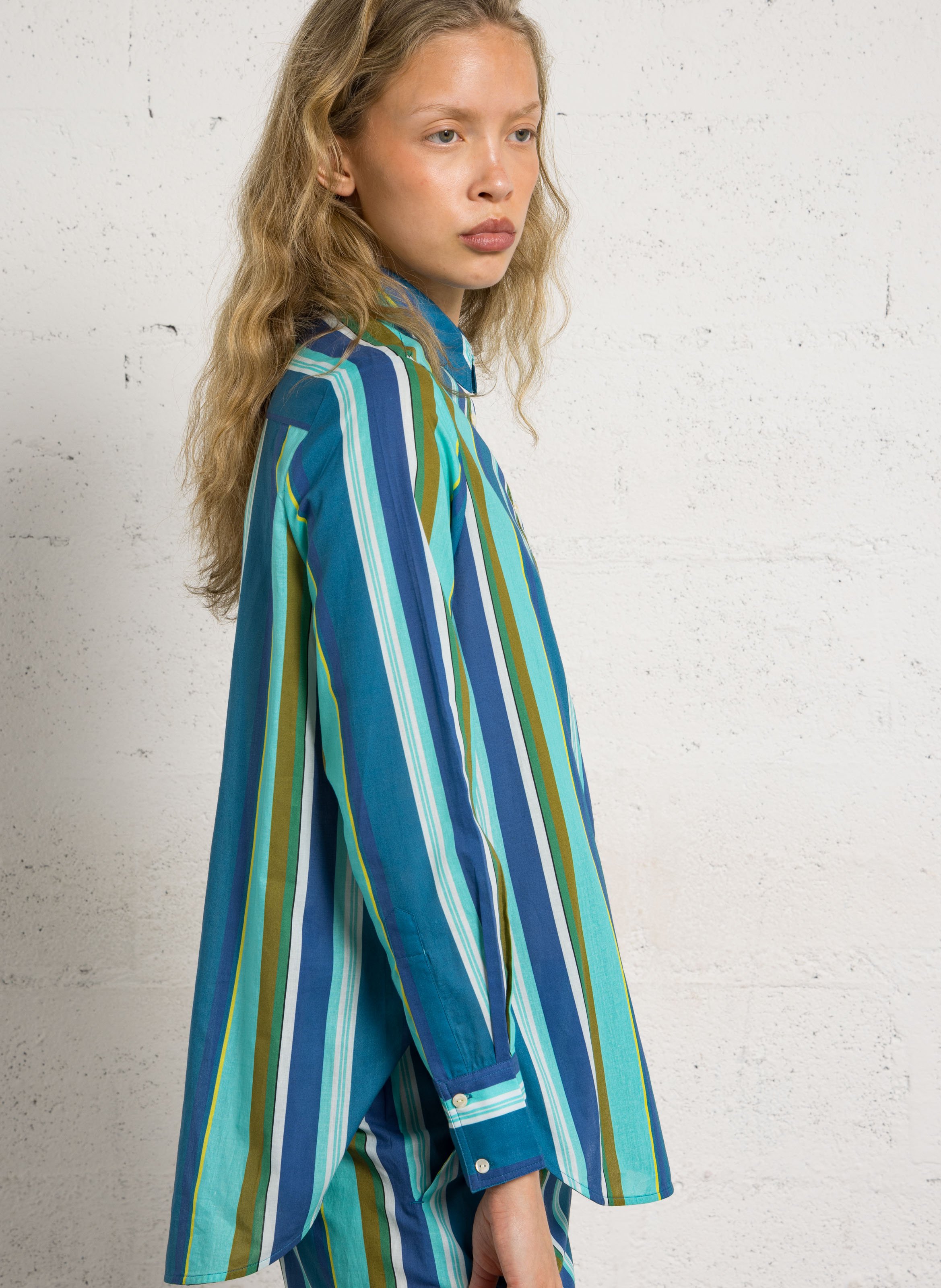 Weite Baumwollbluse mit Streifen BELLA JONES Blau