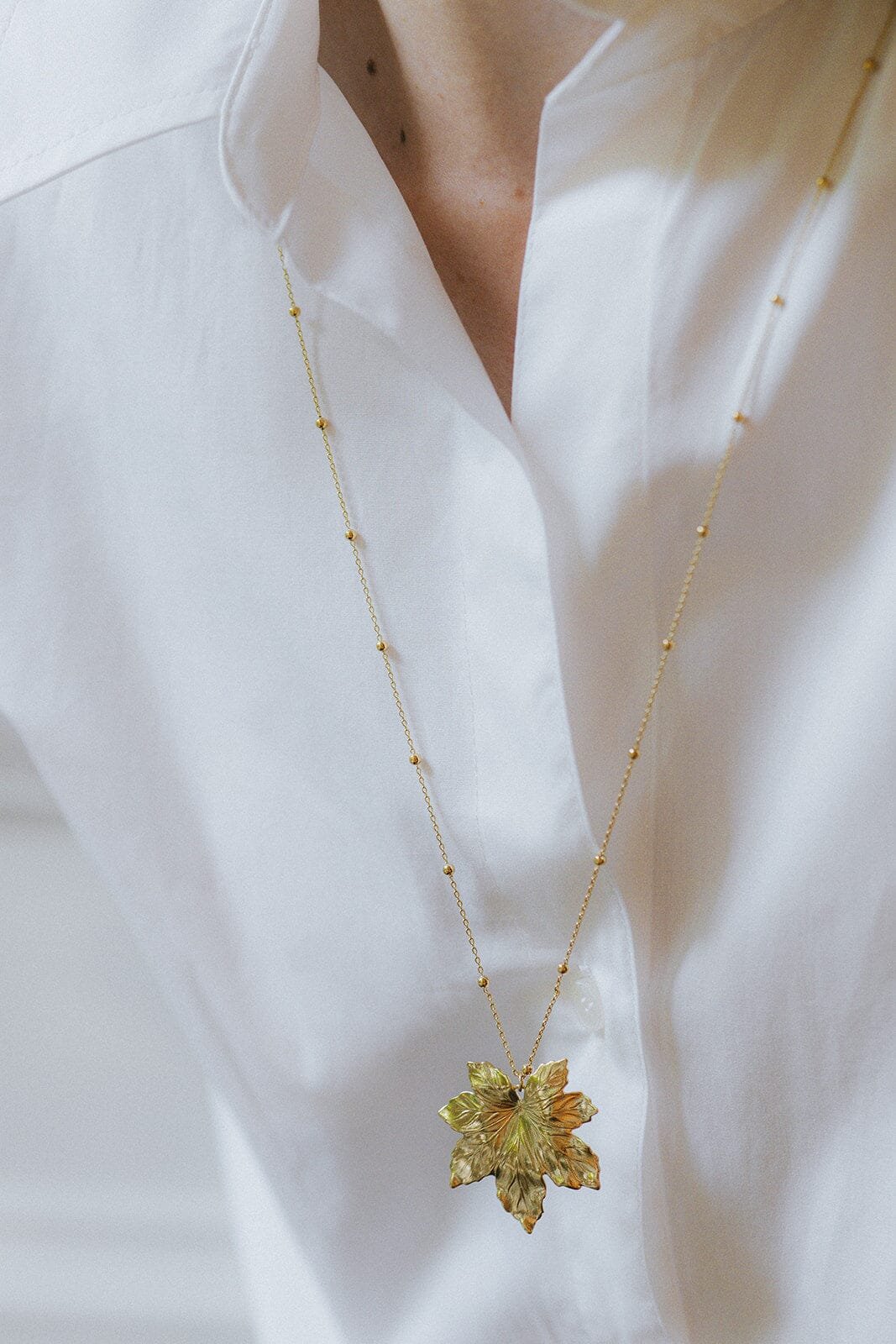 Gold-plated leaf pendant MONSIEUR SIMONE Silver