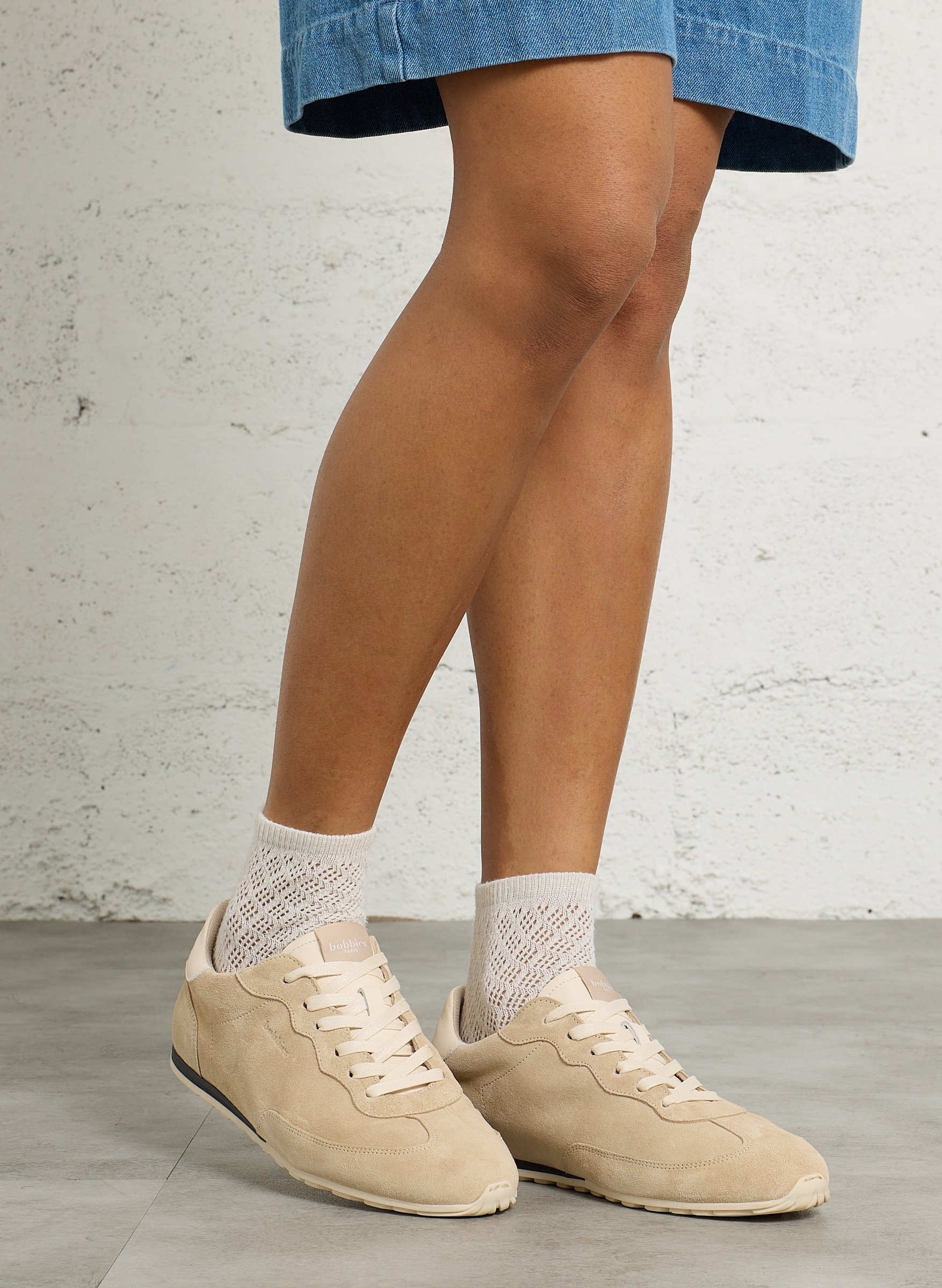 Niedrige Sneaker aus Veloursleder BOBBIES Beige