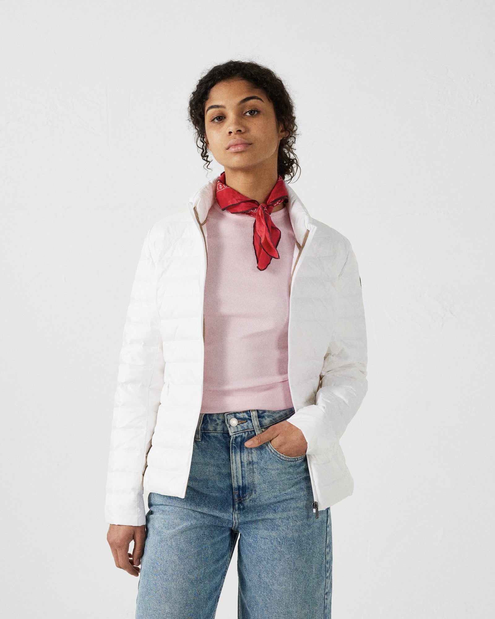 Lightweight down jacket JOTT White