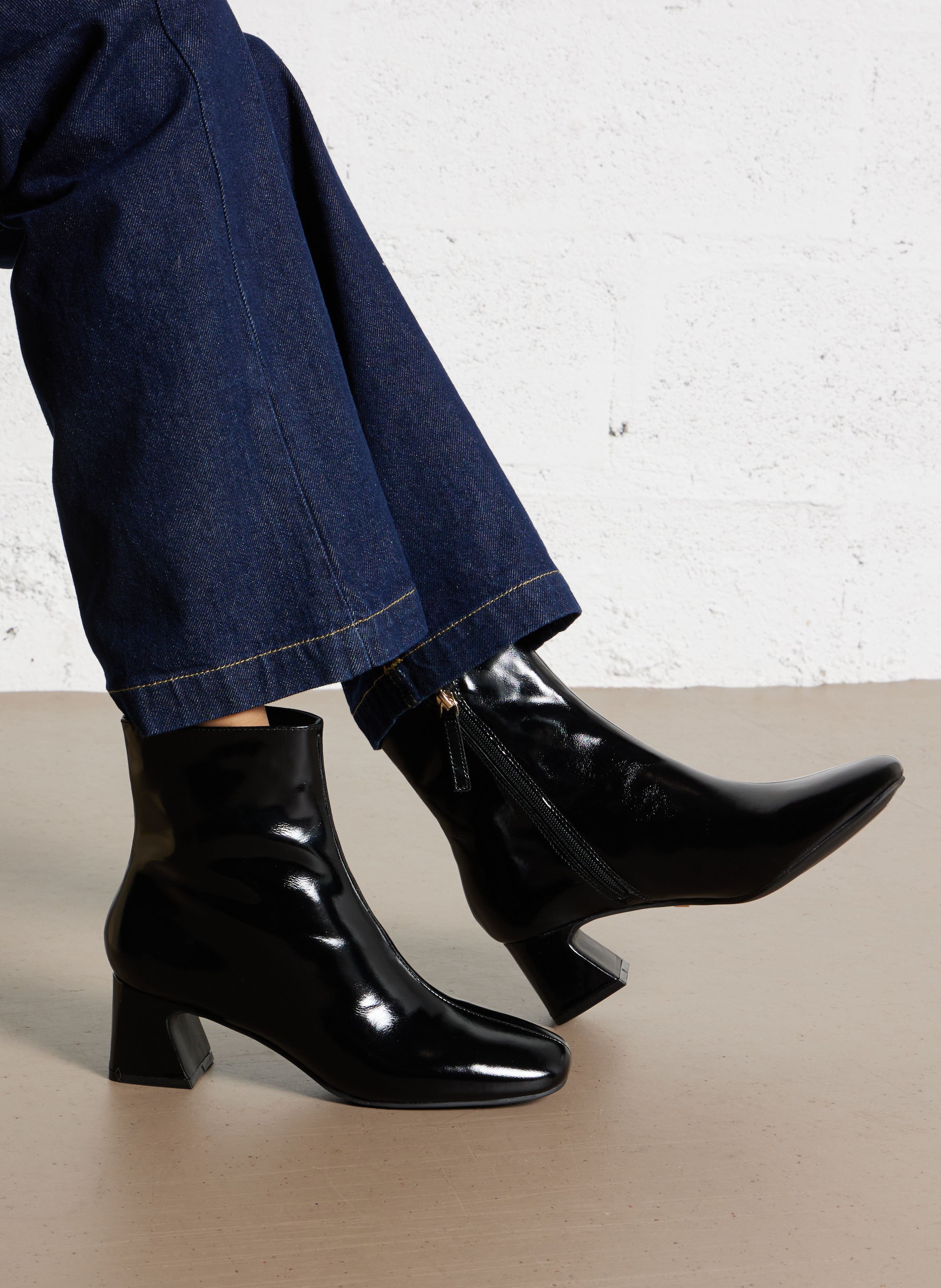 Bottines en cuir vernis  BOCAGE Noir