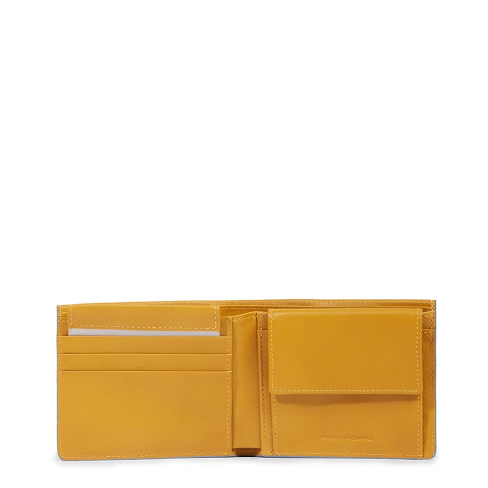 Men's wallet with coin pocket, credit card slots, removable flap, and RFID protection PIQUADRO