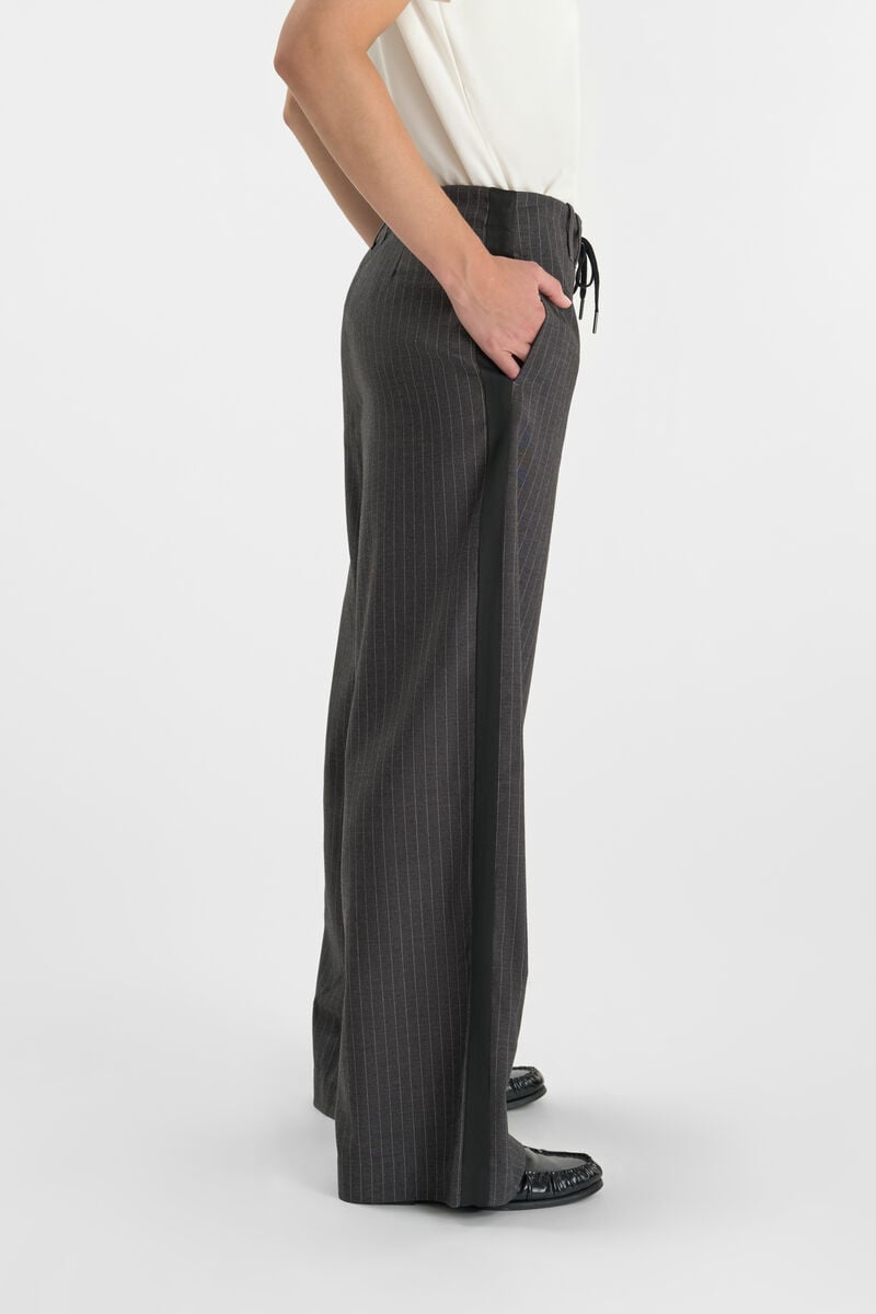 Loose, wide-leg pants LE TEMPS DES CERISES Grey