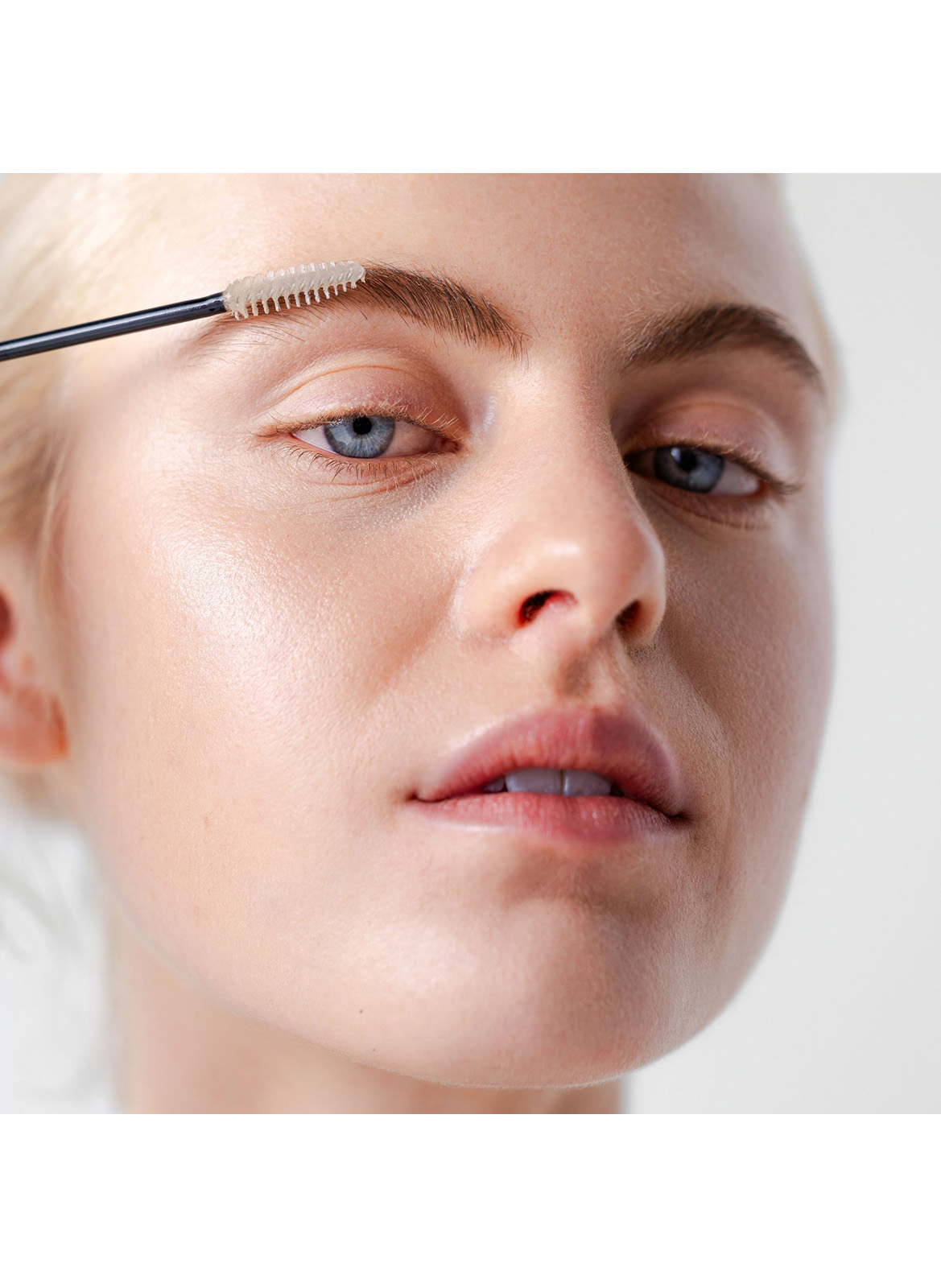 Eye lash & brow gel DR. HAUSCHKA 00 transparent