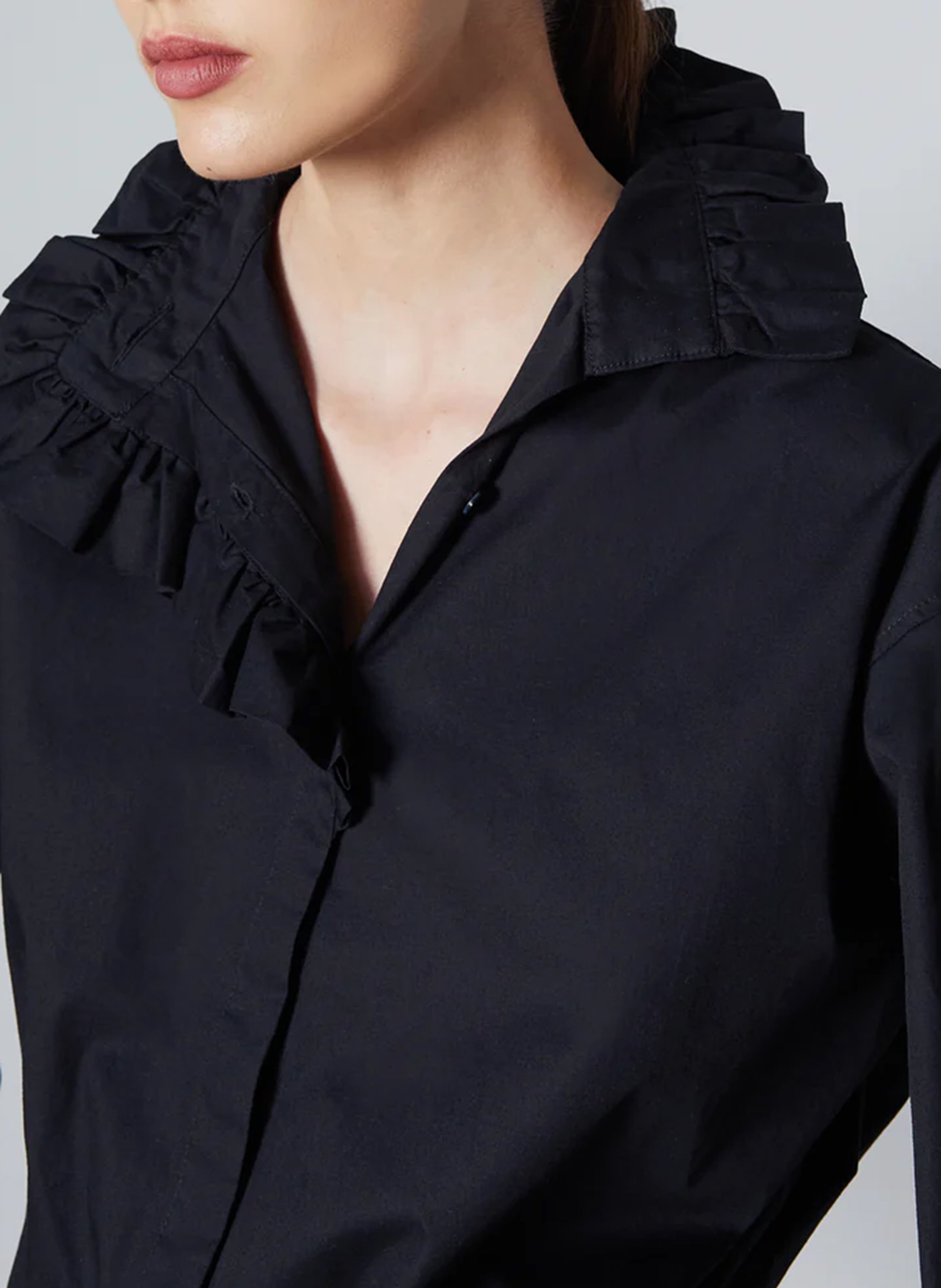 Organic cotton shirt with ruffled collar THE LABEL EDITION Black