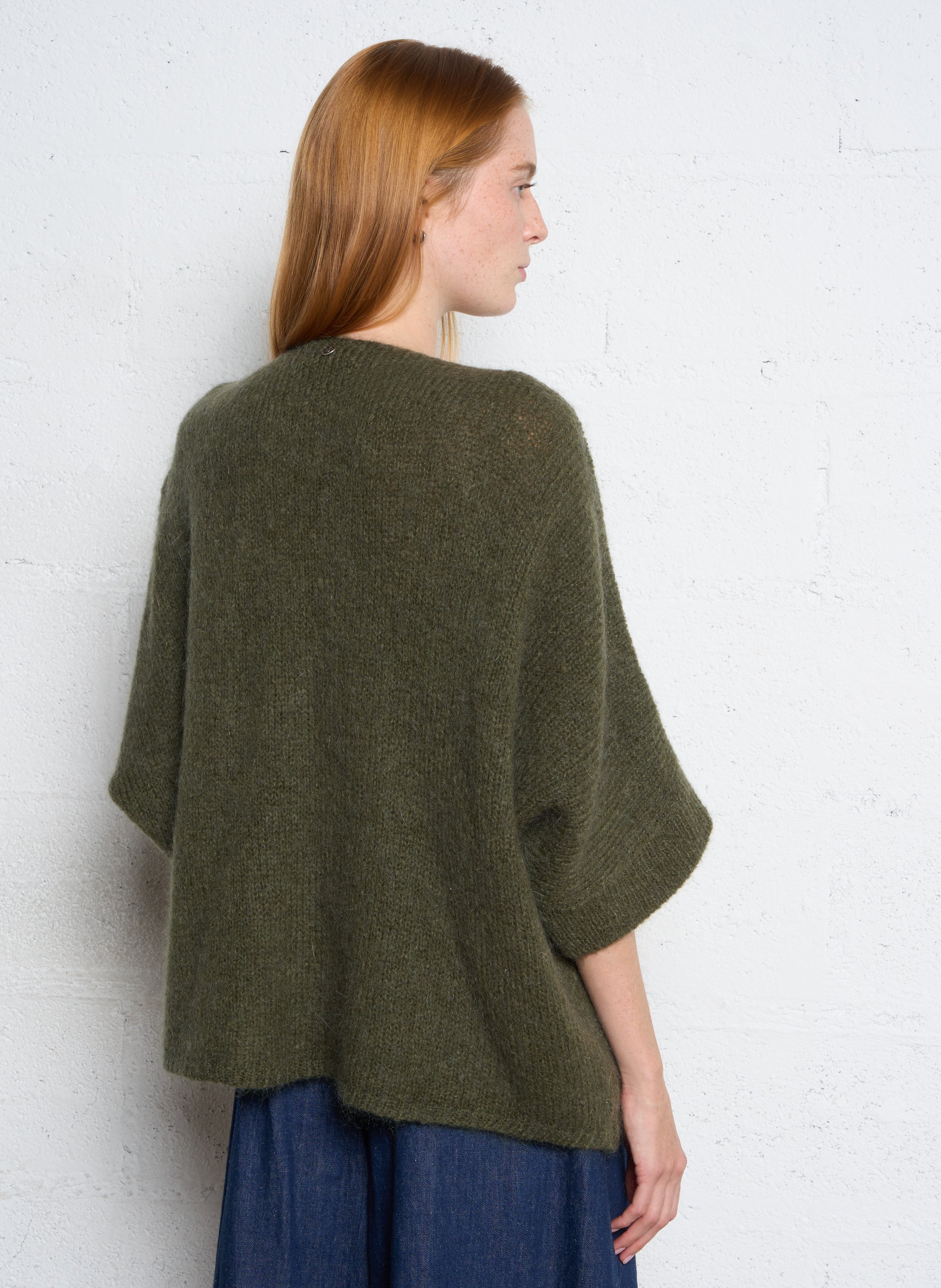 Ruimvallend, gebreid vest met V-hals | materiaalblend Kaki