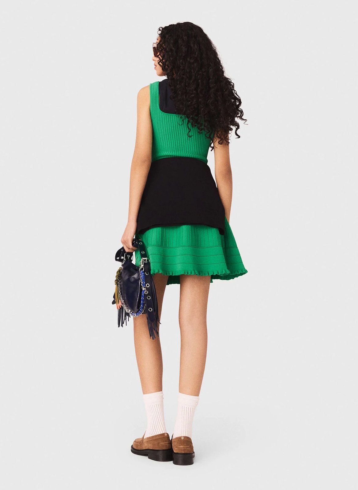 Korte aansluitende jurk met bandjes MAJE Groen