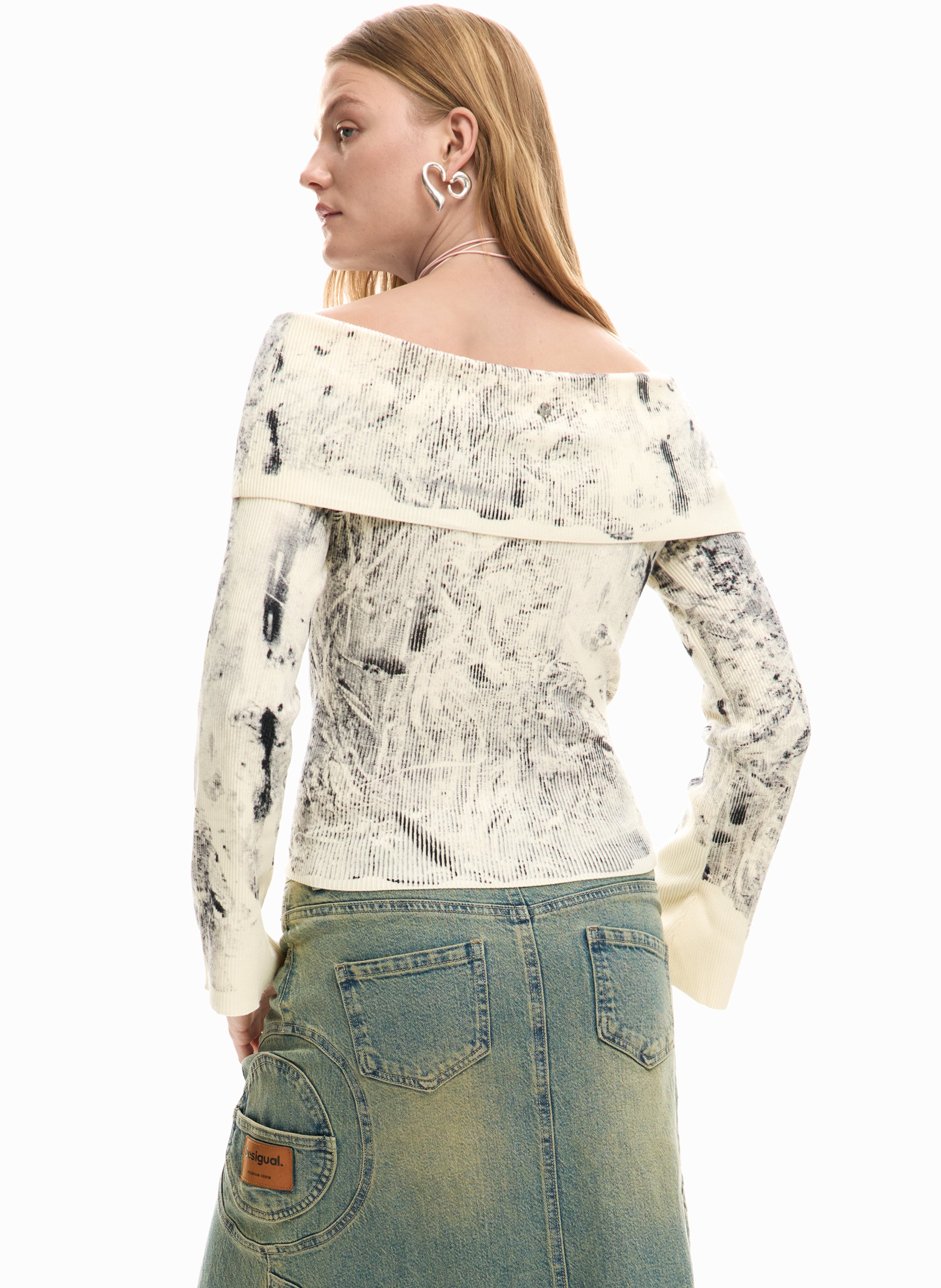 Pull col bardot imprimé DESIGUAL Noir